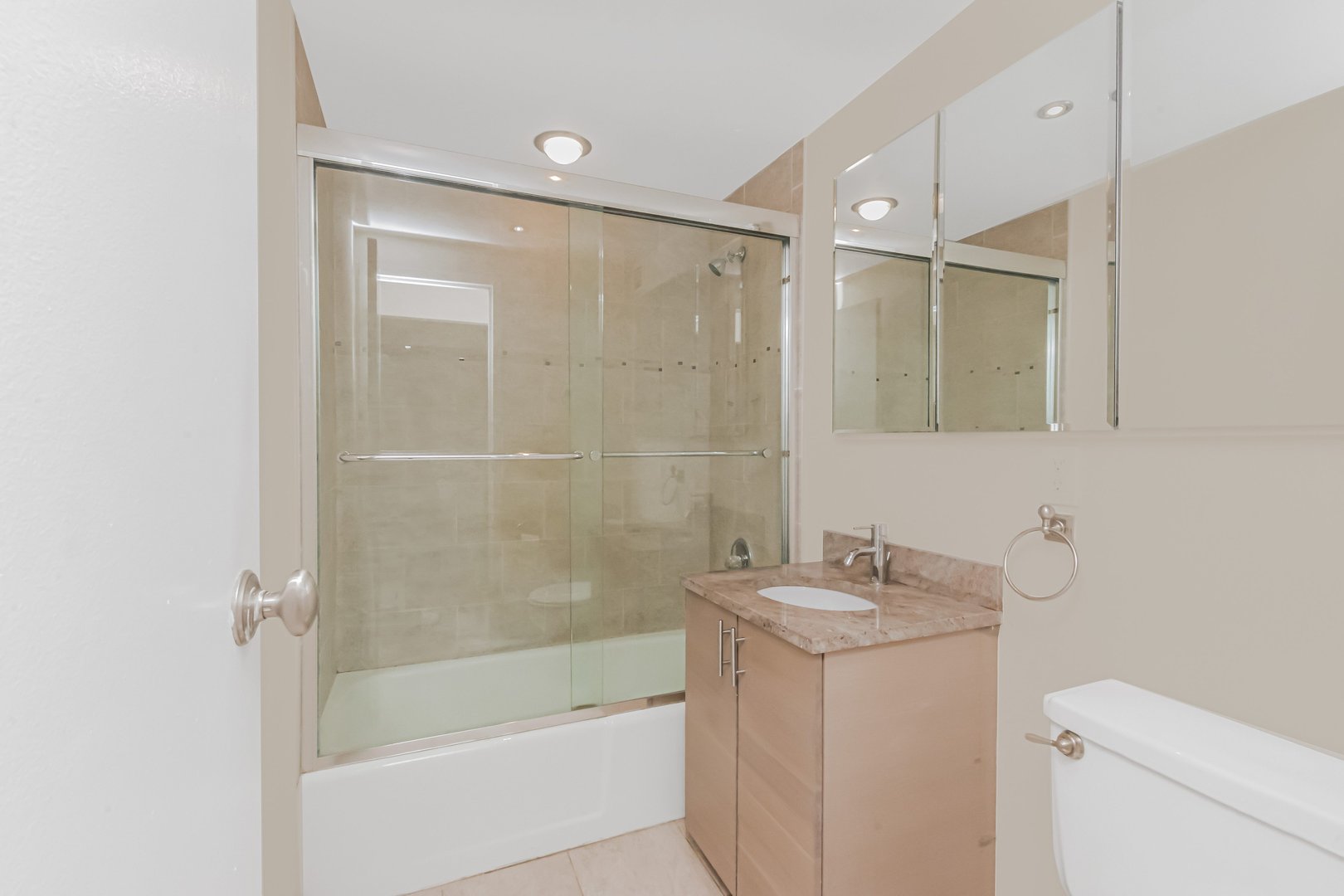 1155 Warburton Avenue  #7H Photo 6