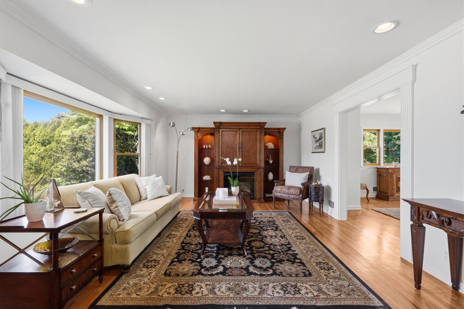 10 Belmont Street Photo 8