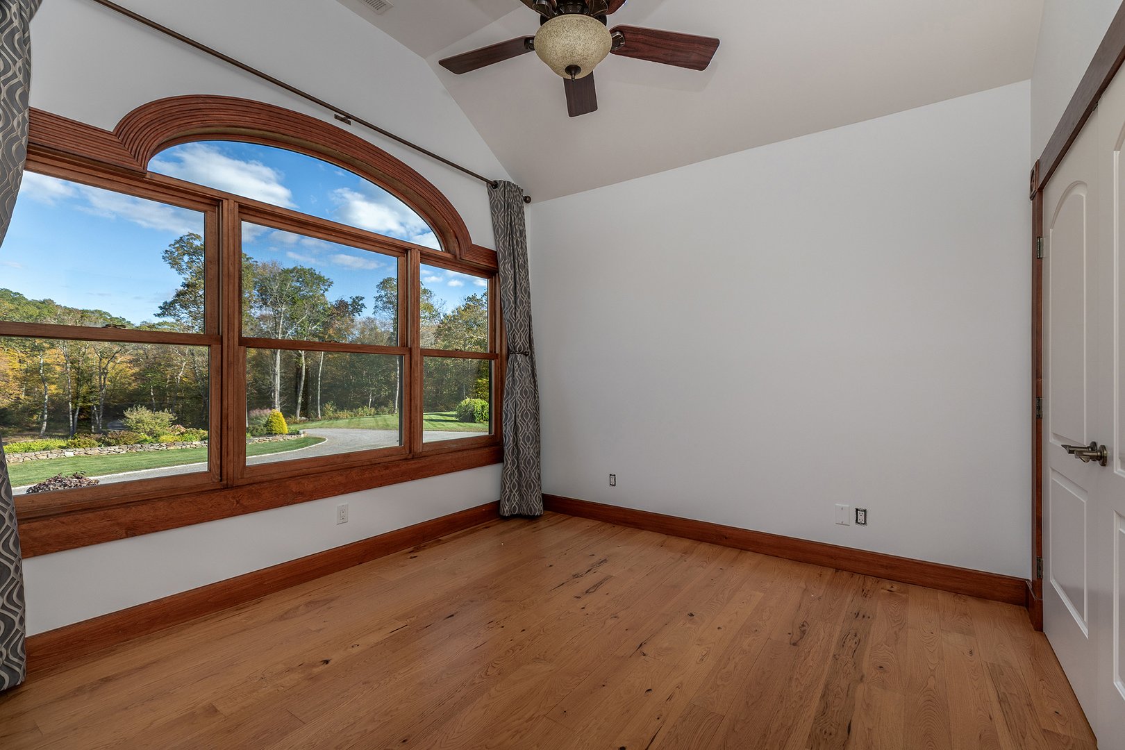 8 Bobcat Lane Photo 31