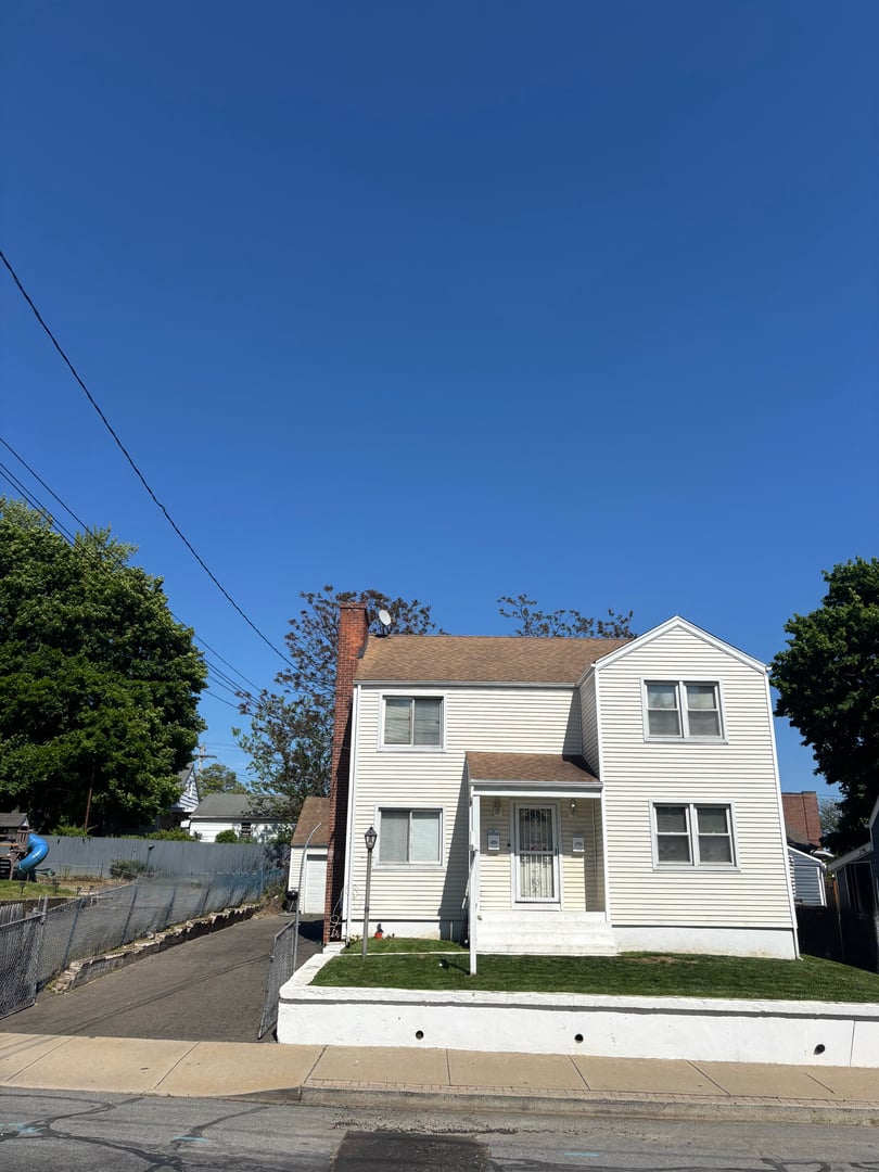 1232-1234 Reservoir Avenue Photo 1