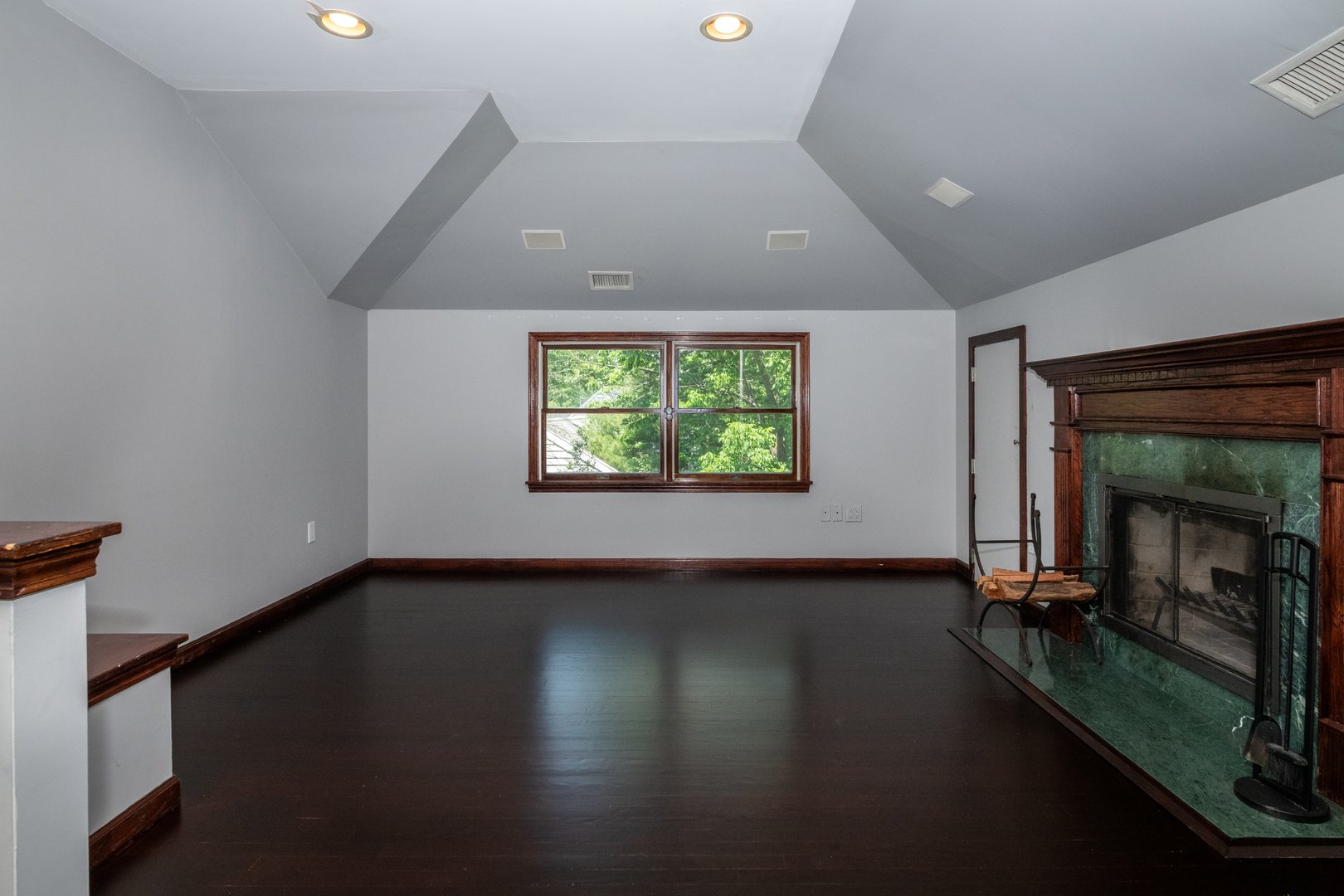 177 Puritan Drive Photo 23
