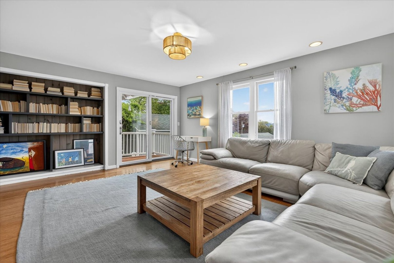 44 Warren Street Photo 8