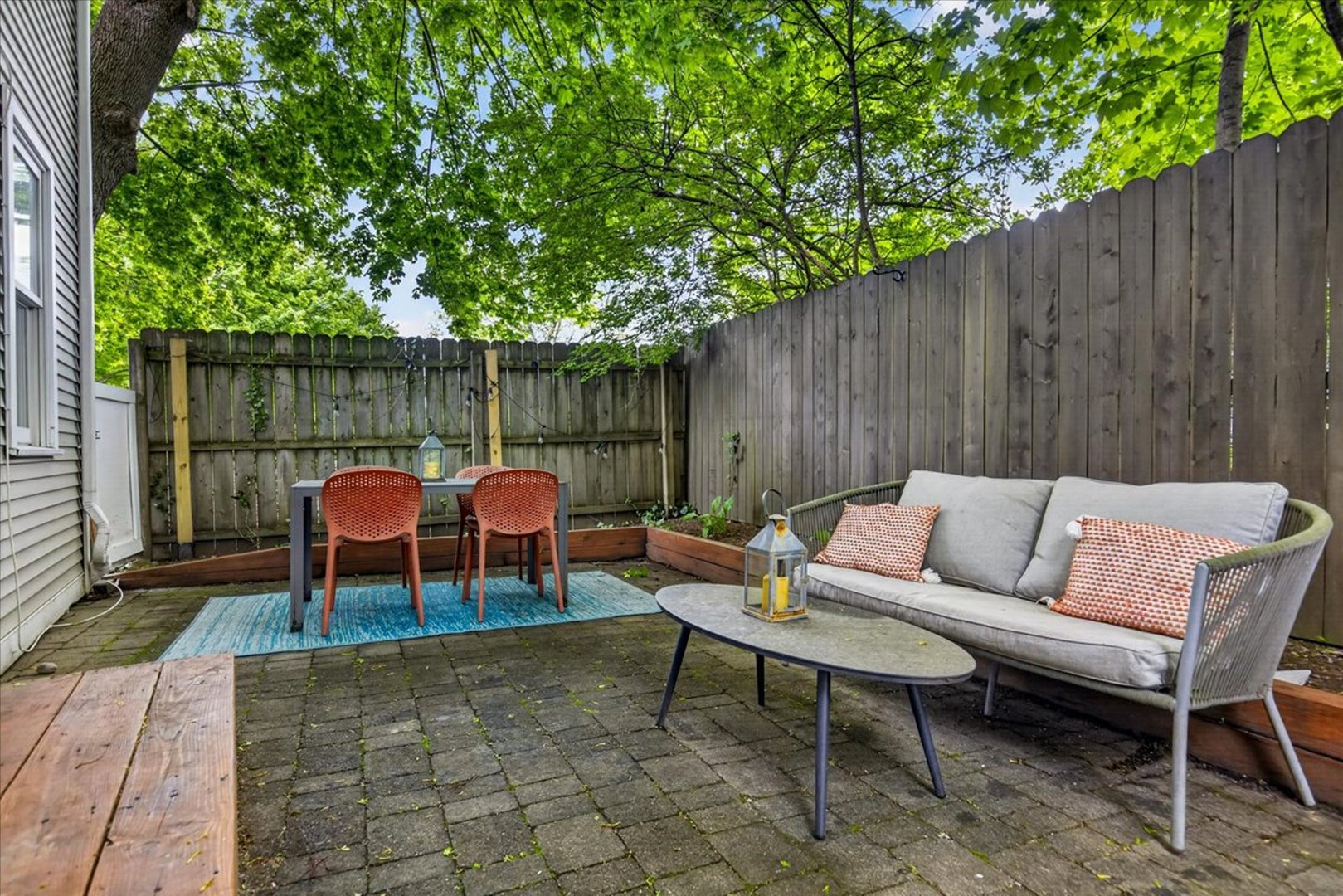 44 Warren Street Photo 14