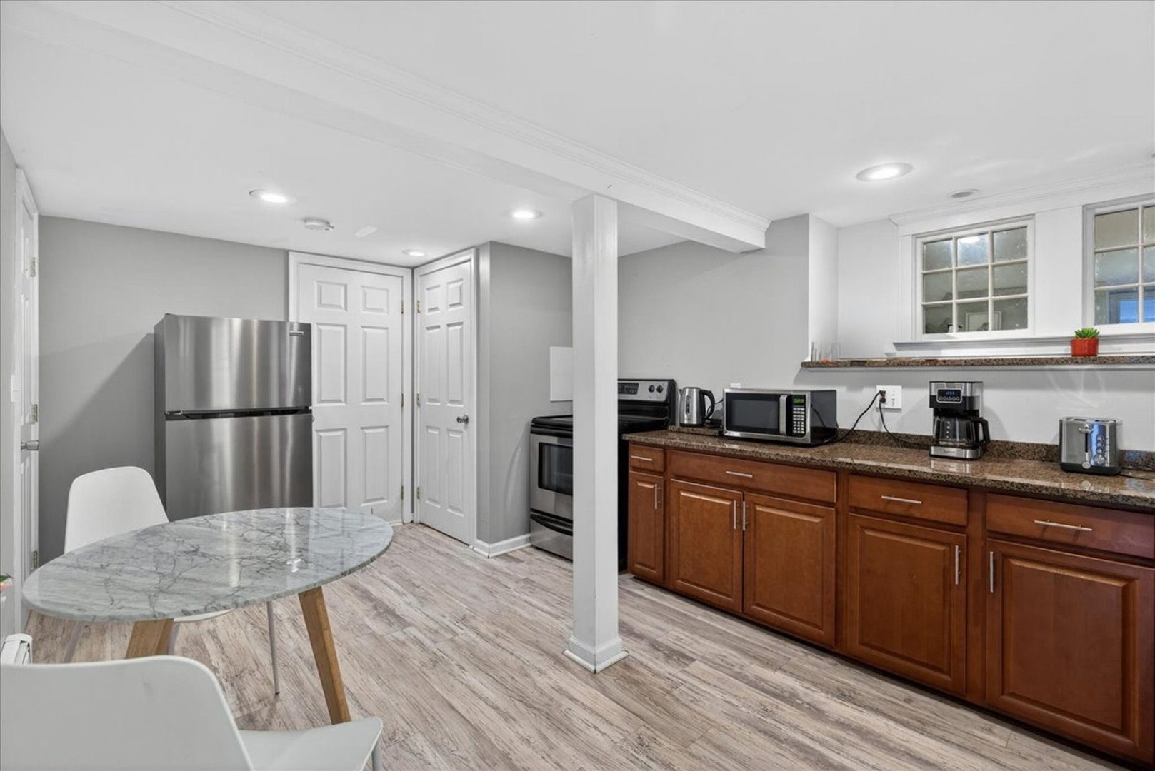 44 Warren Street Photo 27