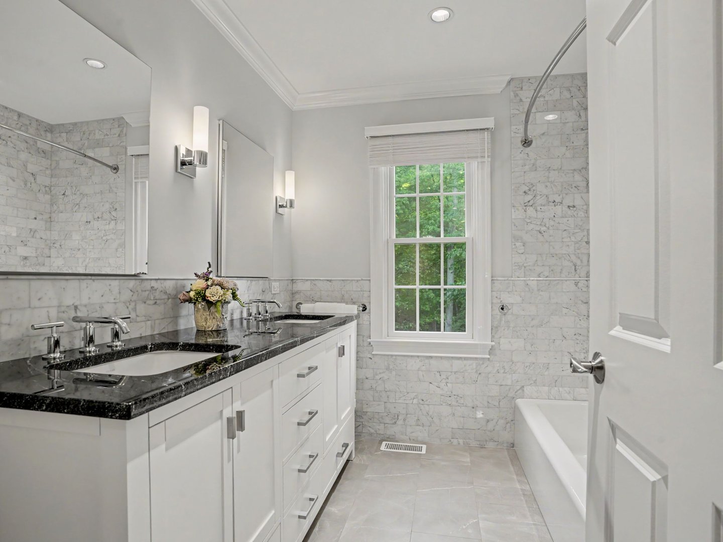8 White Fox Road Photo 17