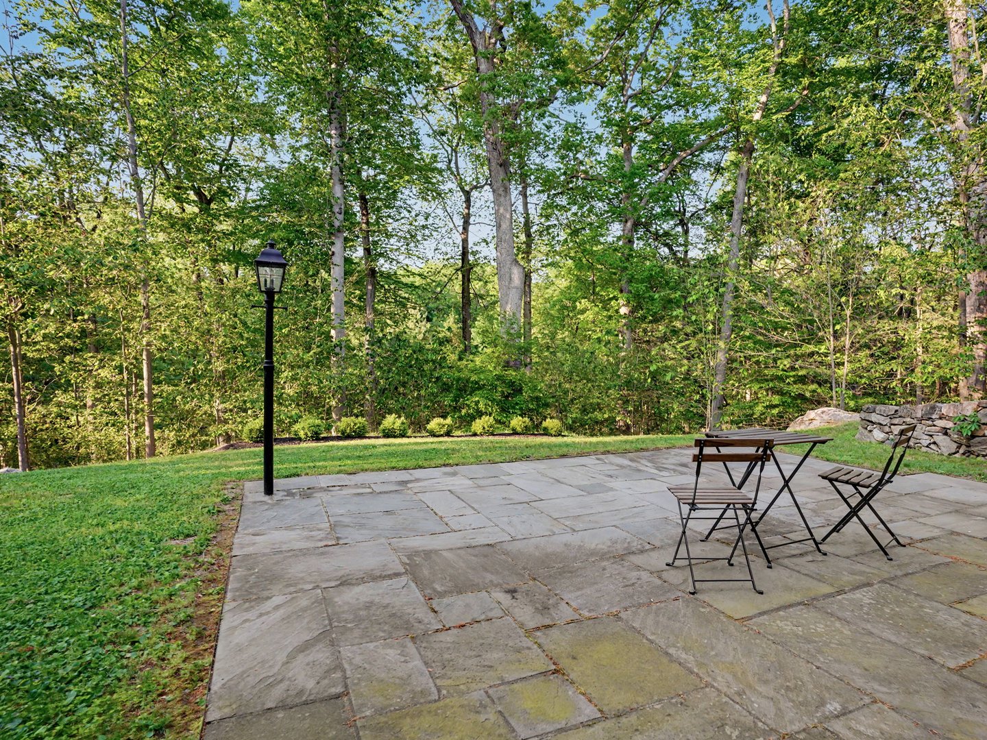8 White Fox Road Photo 31