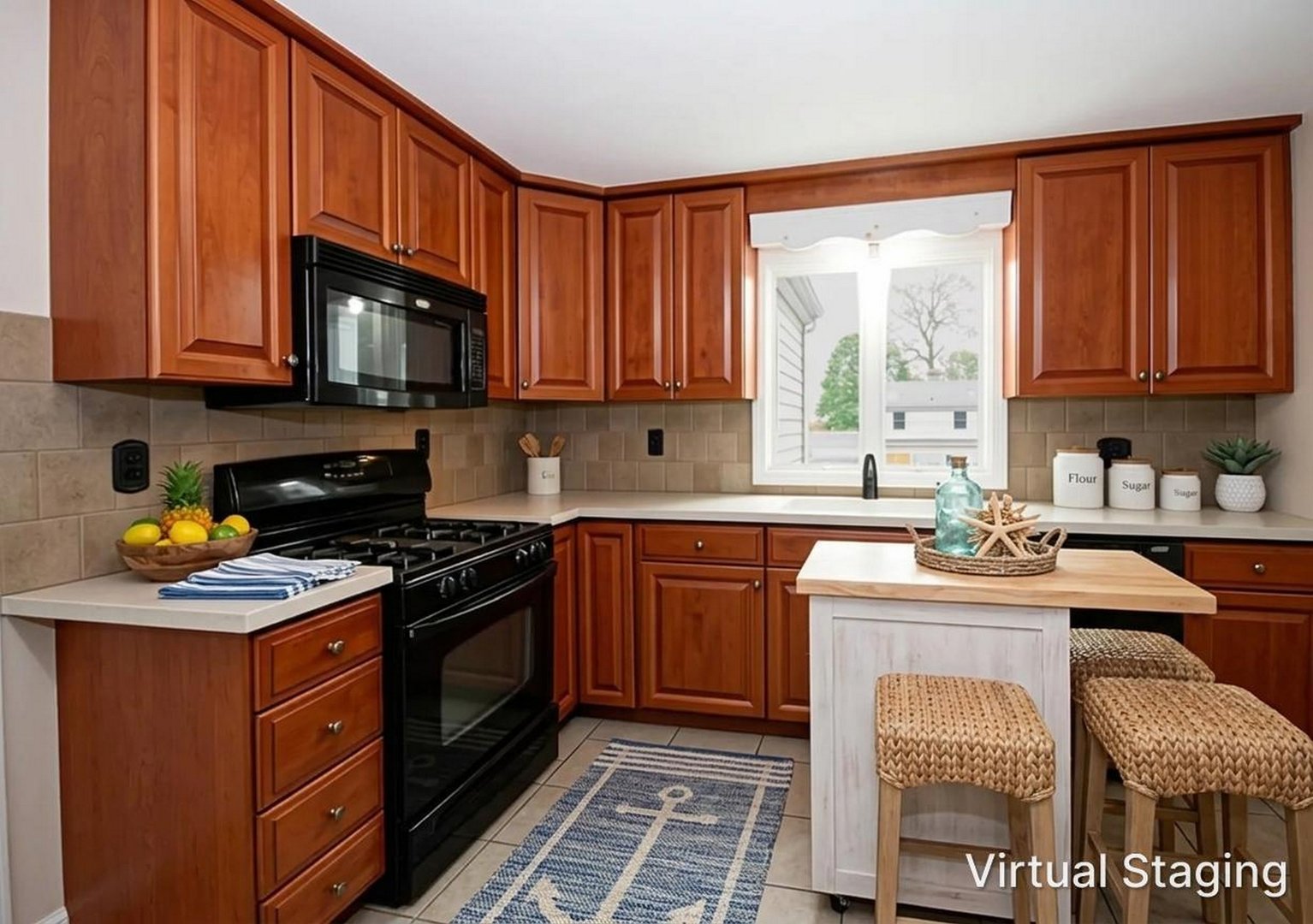 153 Laurel Street Photo 5