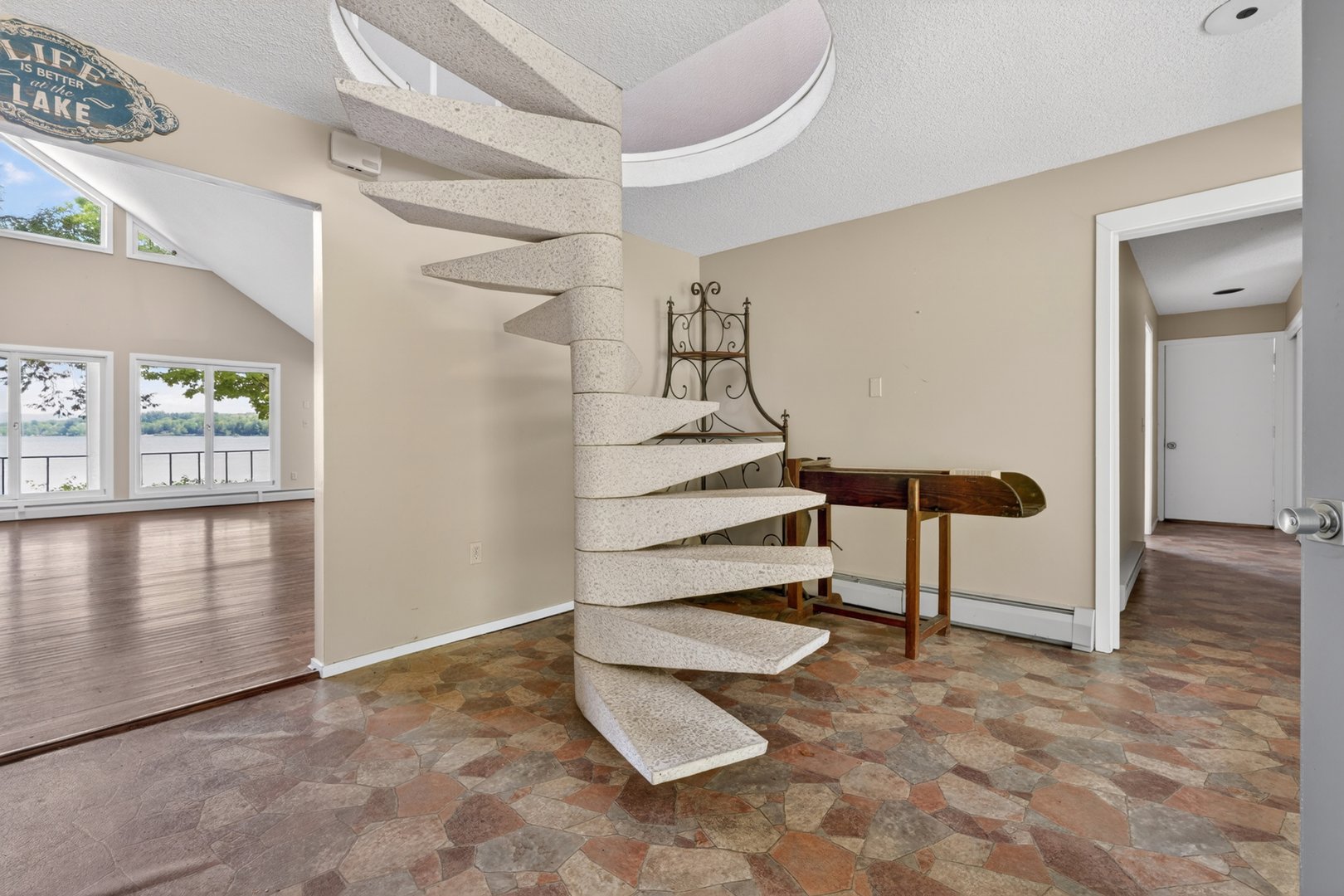 122 Blythewood Dr Photo 19