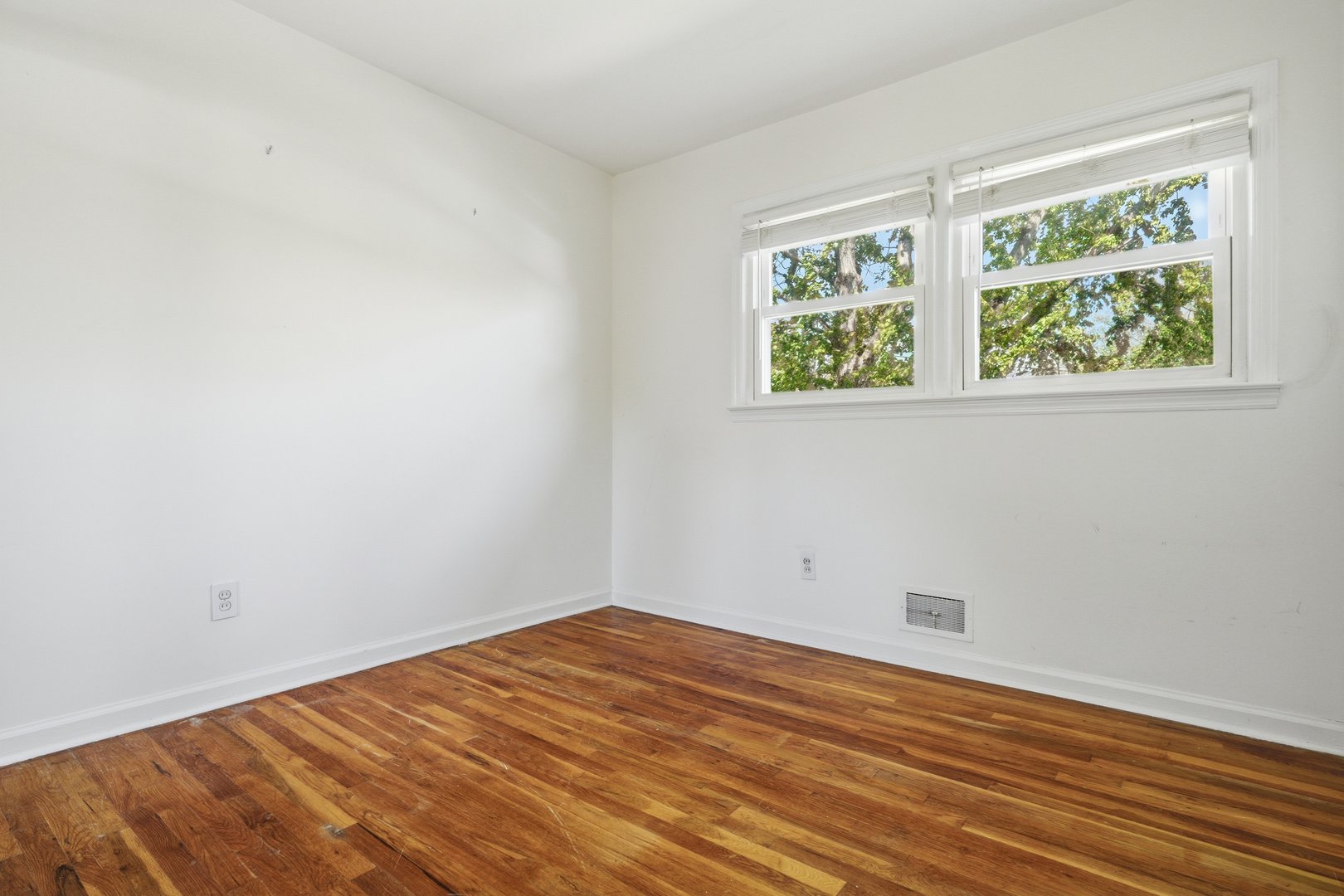 23 Yale Terrace Photo 12