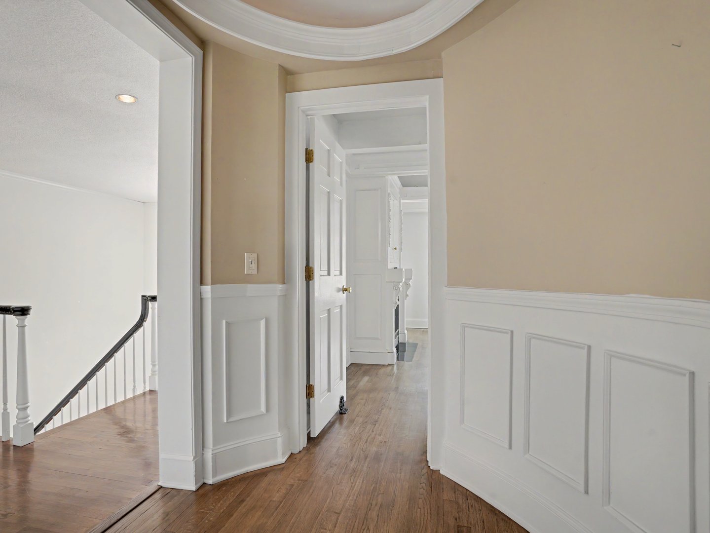 152 West River Street Photo 21