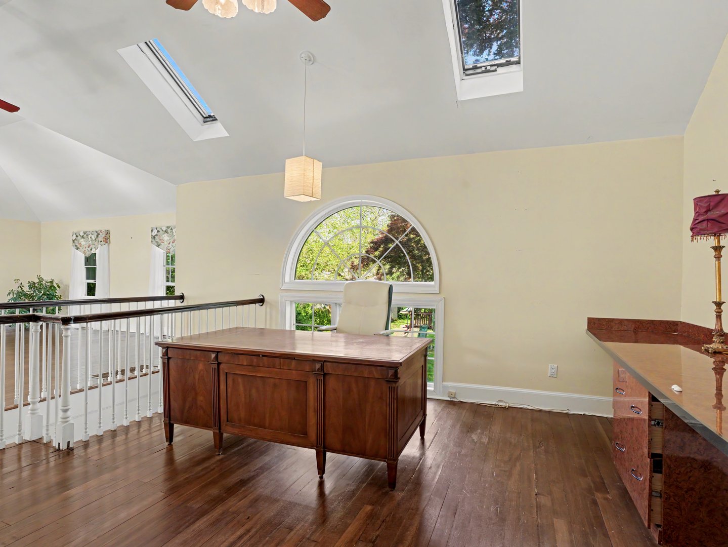 152 West River Street Photo 38