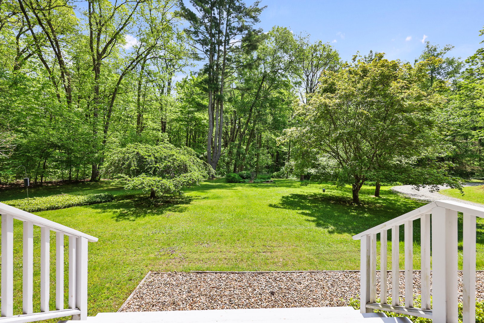 7 Hickory Hill Rd Photo 4