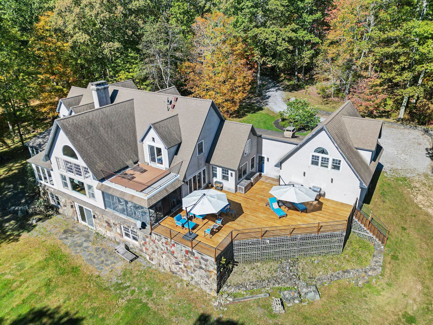 36 Millard Rd Photo 3
