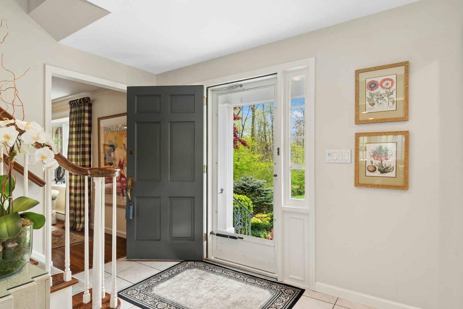 95 Alexandra Drive Photo 8