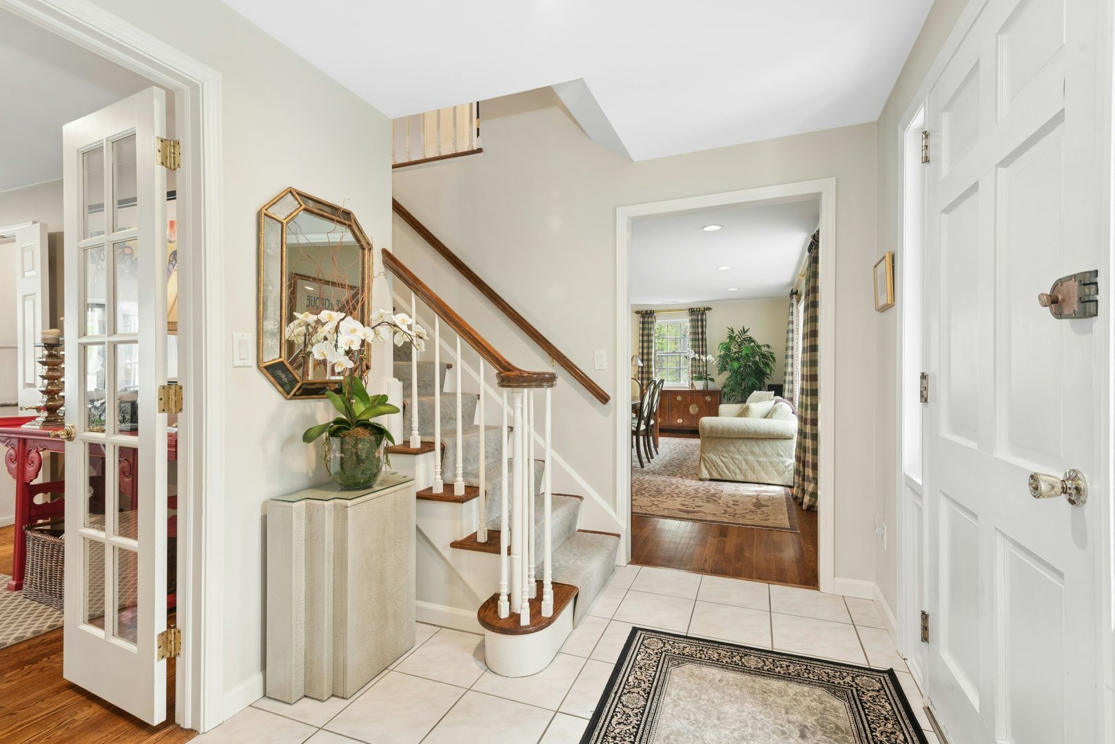 95 Alexandra Drive Photo 9