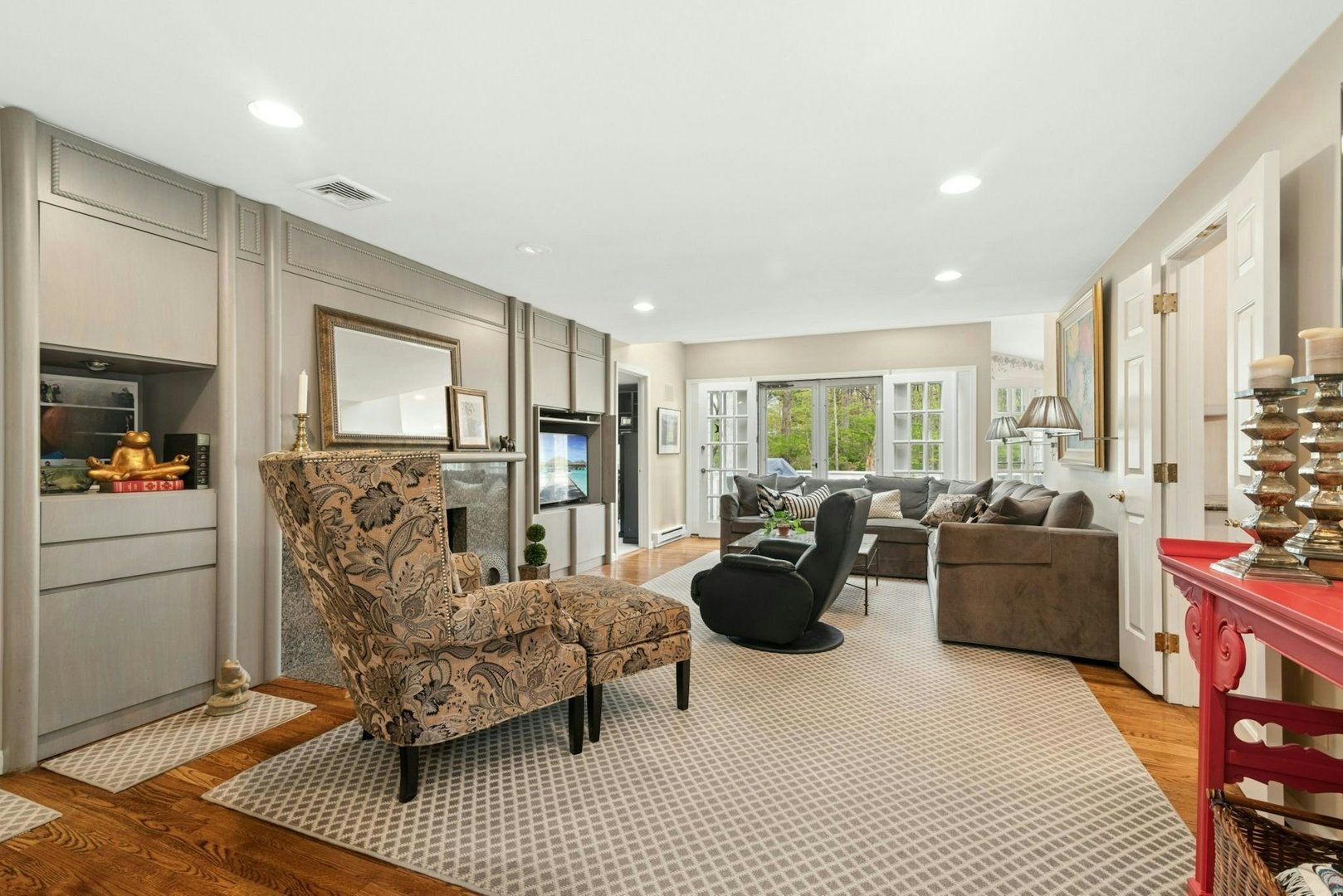 95 Alexandra Drive Photo 18