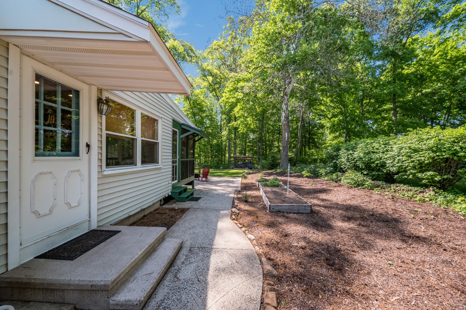 34 Evergreen Drive Photo 32