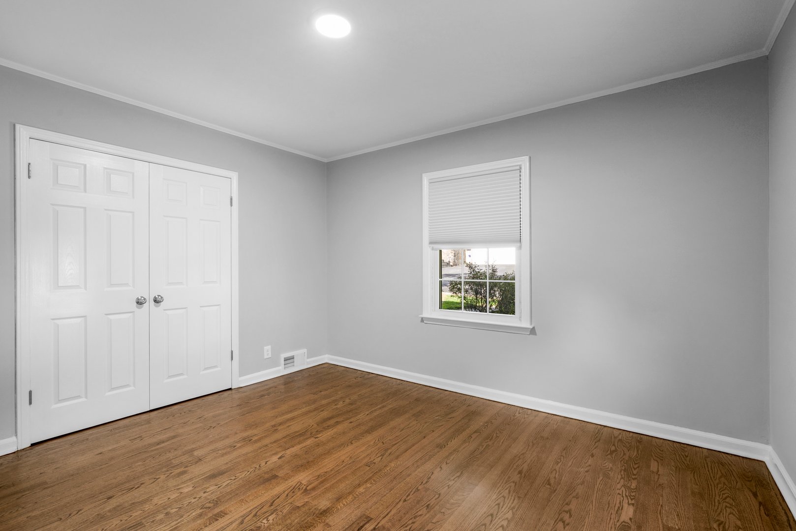 1411 Sherman Avenue Photo 11