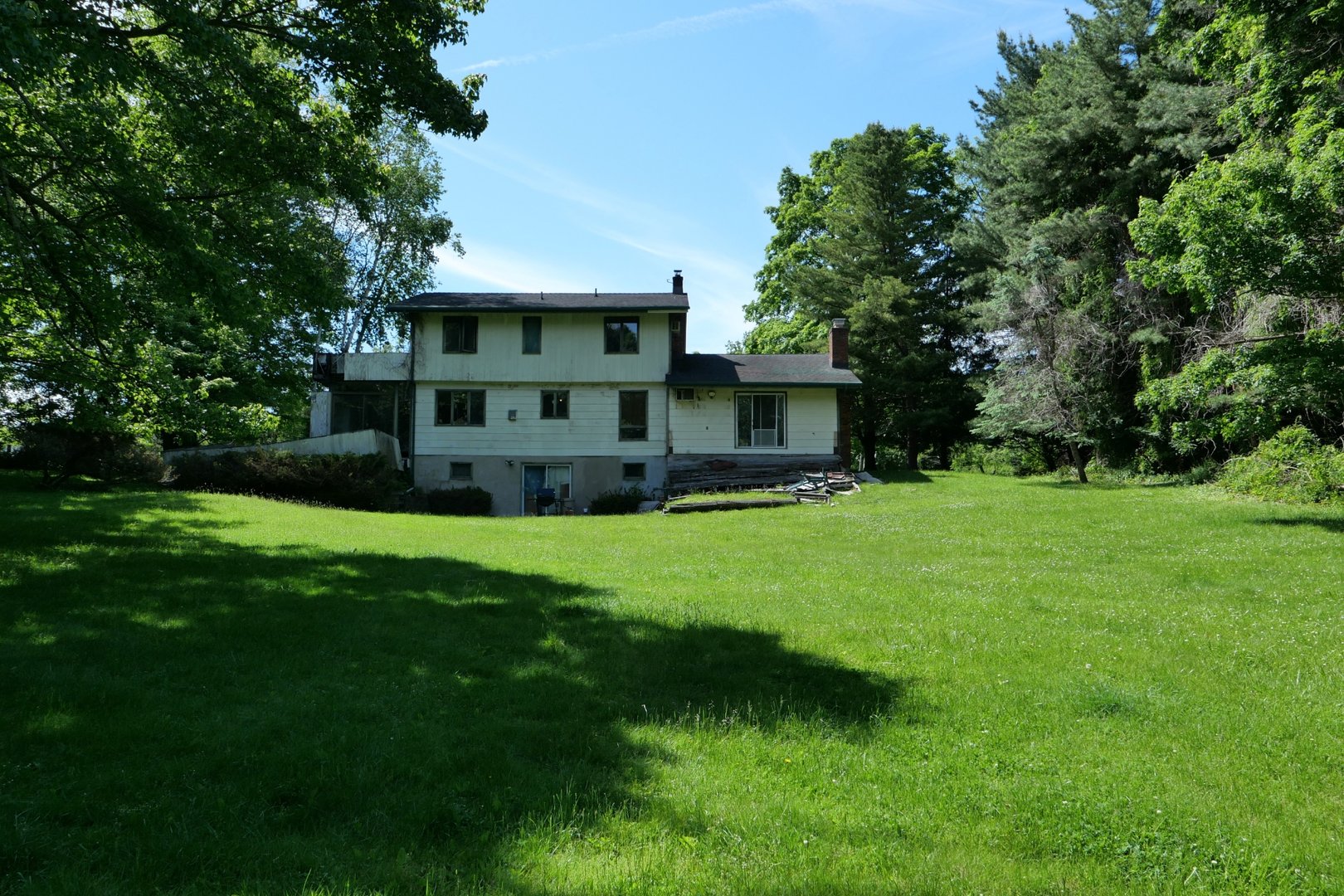 5 Maria Lane Photo 4