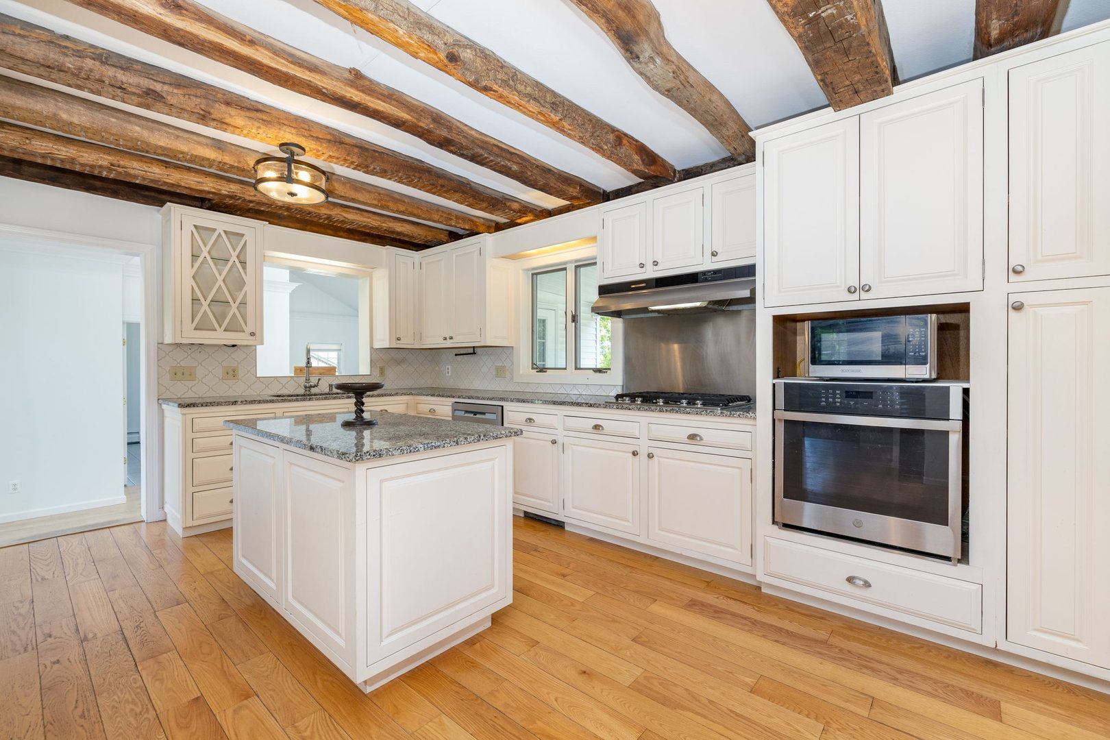 161 West Street Photo 4