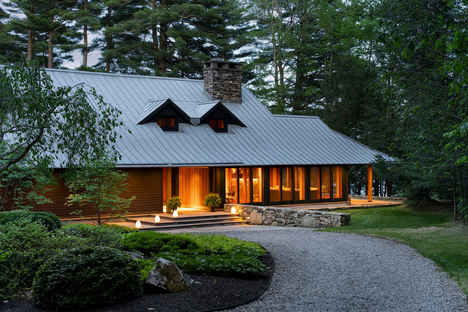 841 Winchester Road Photo 1