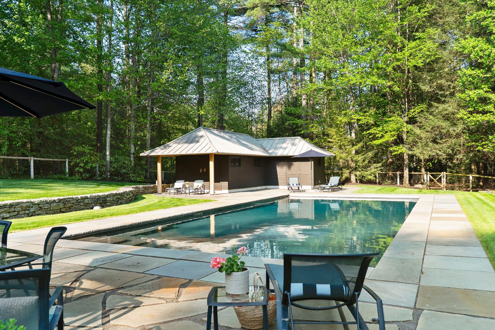 841 Winchester Road Photo 25