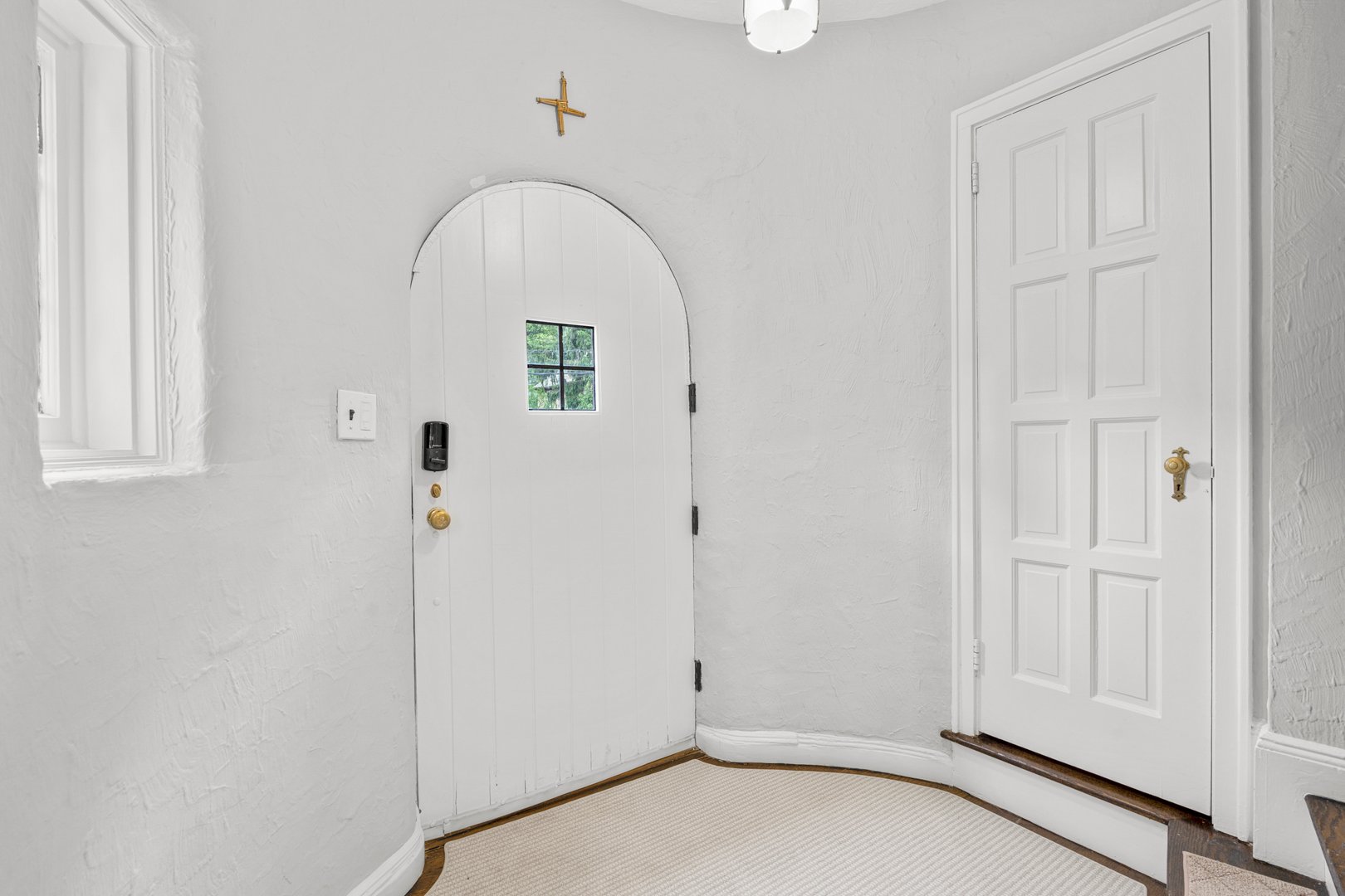 144 Douglas Place Photo 2