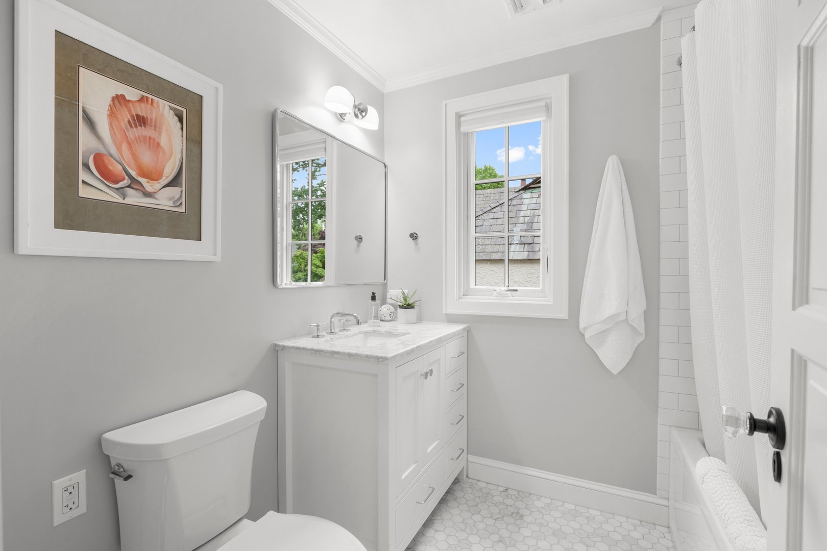 144 Douglas Place Photo 22