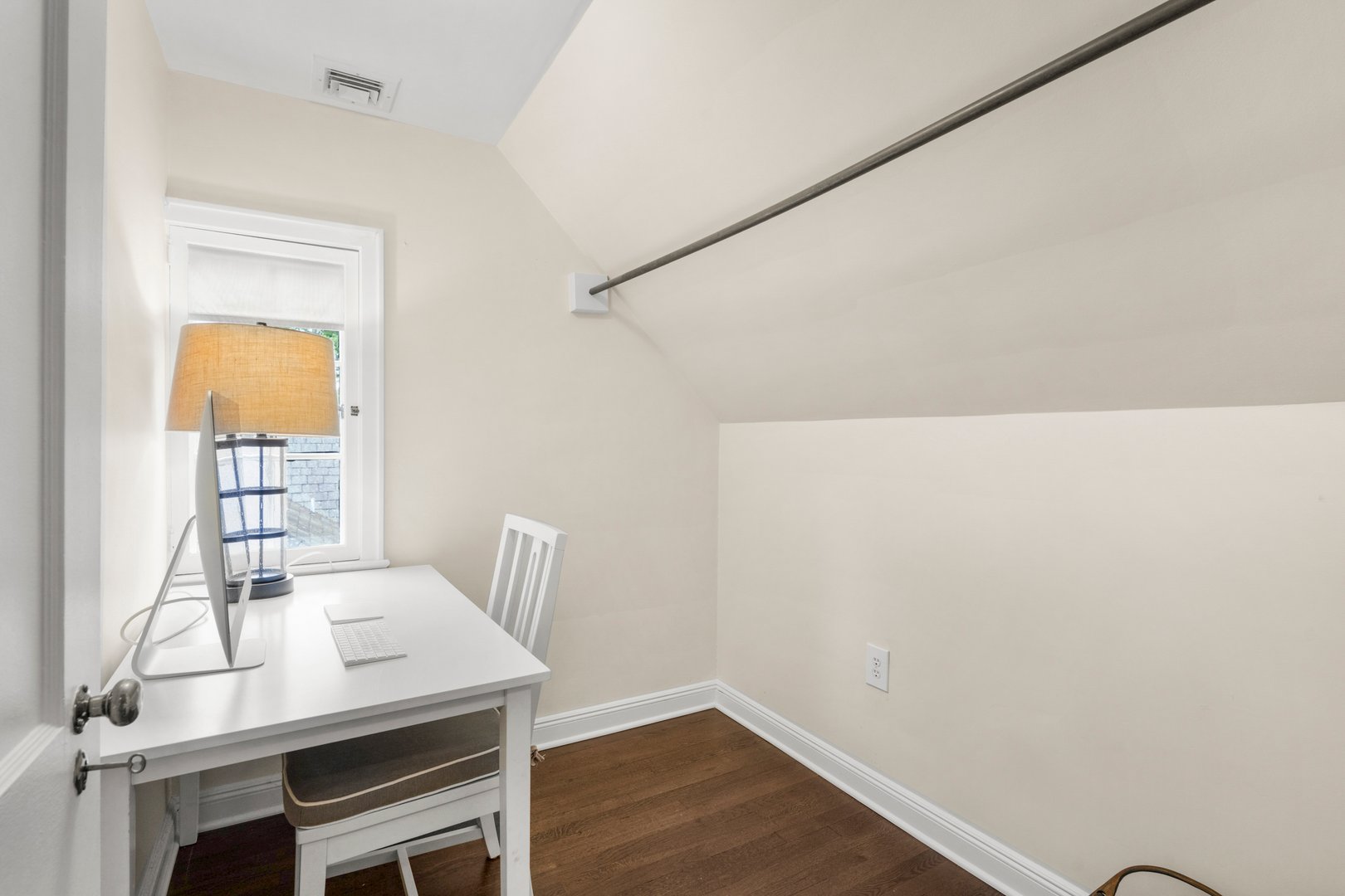 144 Douglas Place Photo 24
