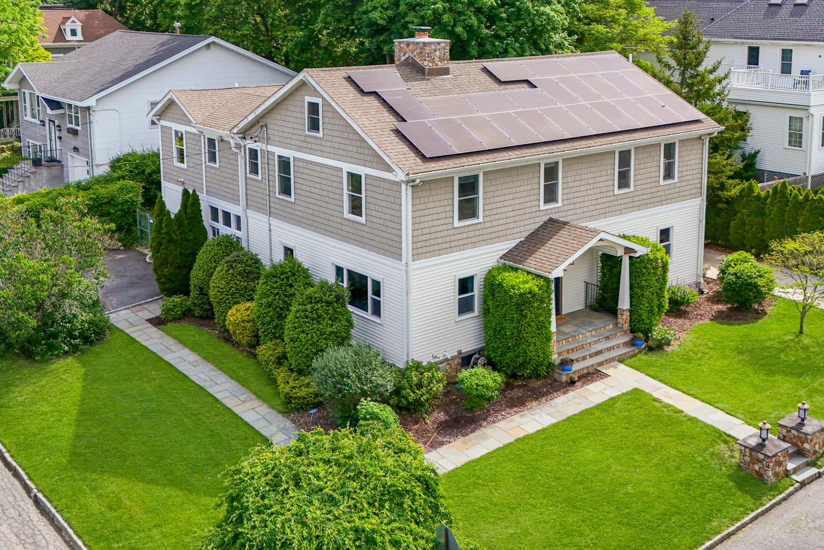 10 Bogert Place Photo 2