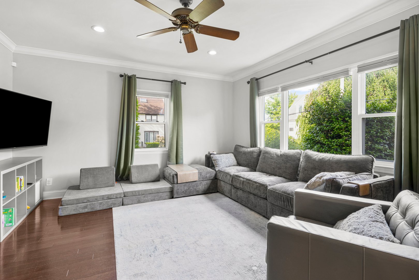10 Bogert Place Photo 6