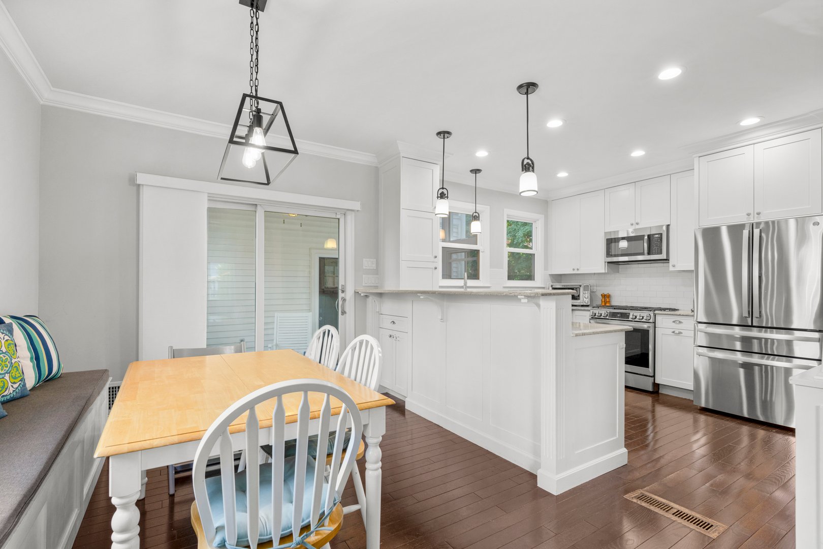 10 Bogert Place Photo 9