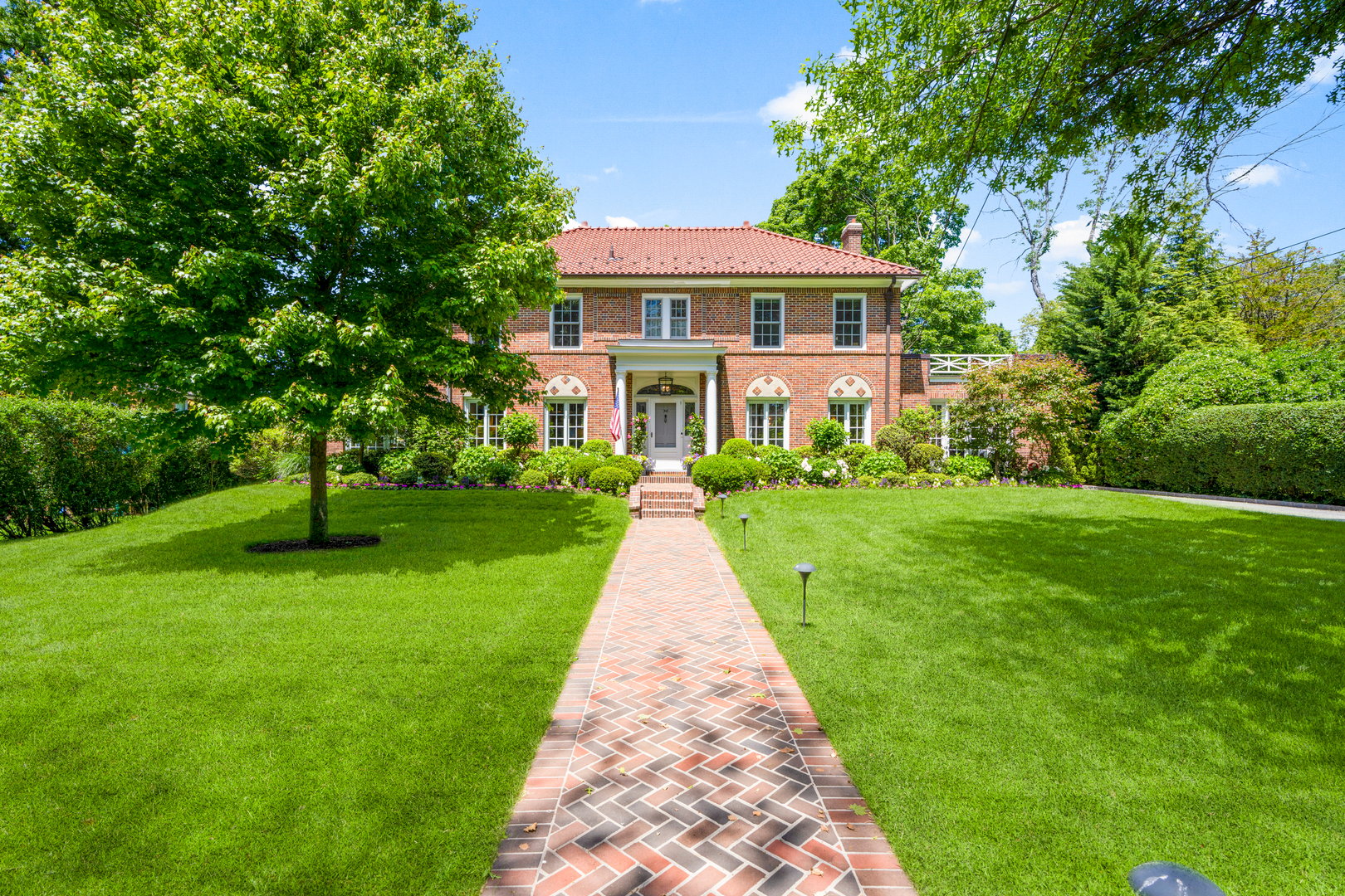 30 Elm Avenue Photo 1
