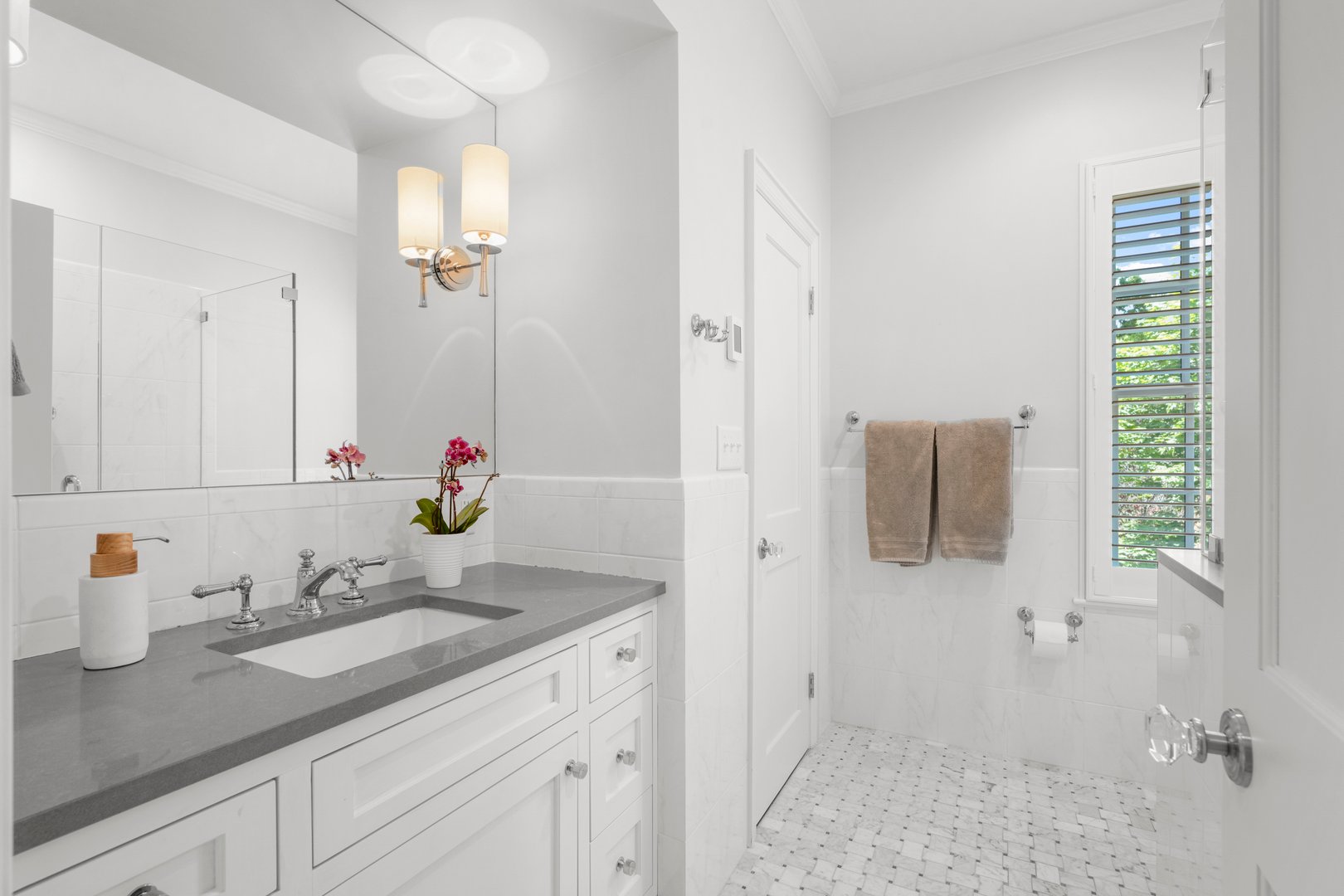 30 Elm Avenue Photo 35