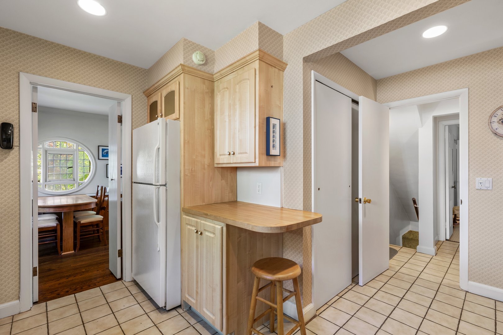 16 West Drive Photo 13