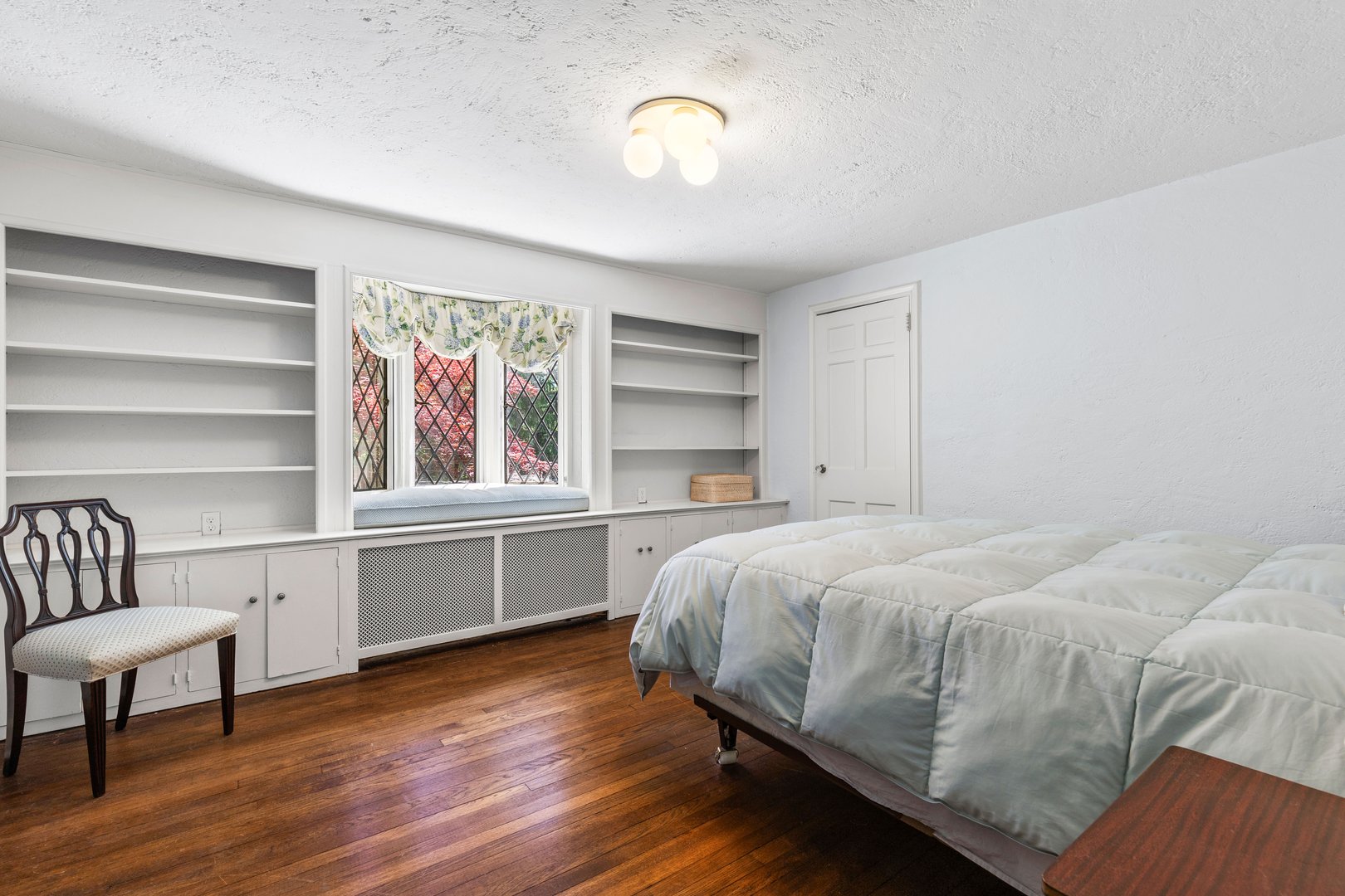 16 West Drive Photo 18