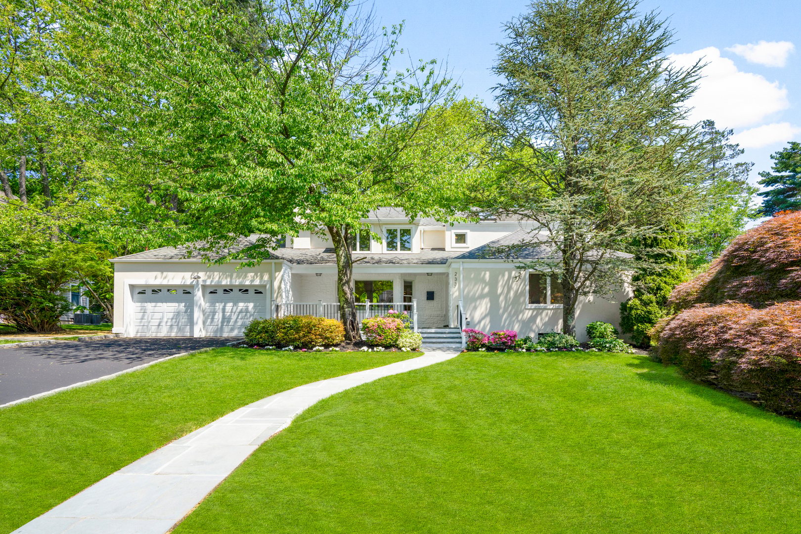 233 Evandale Road Photo 1