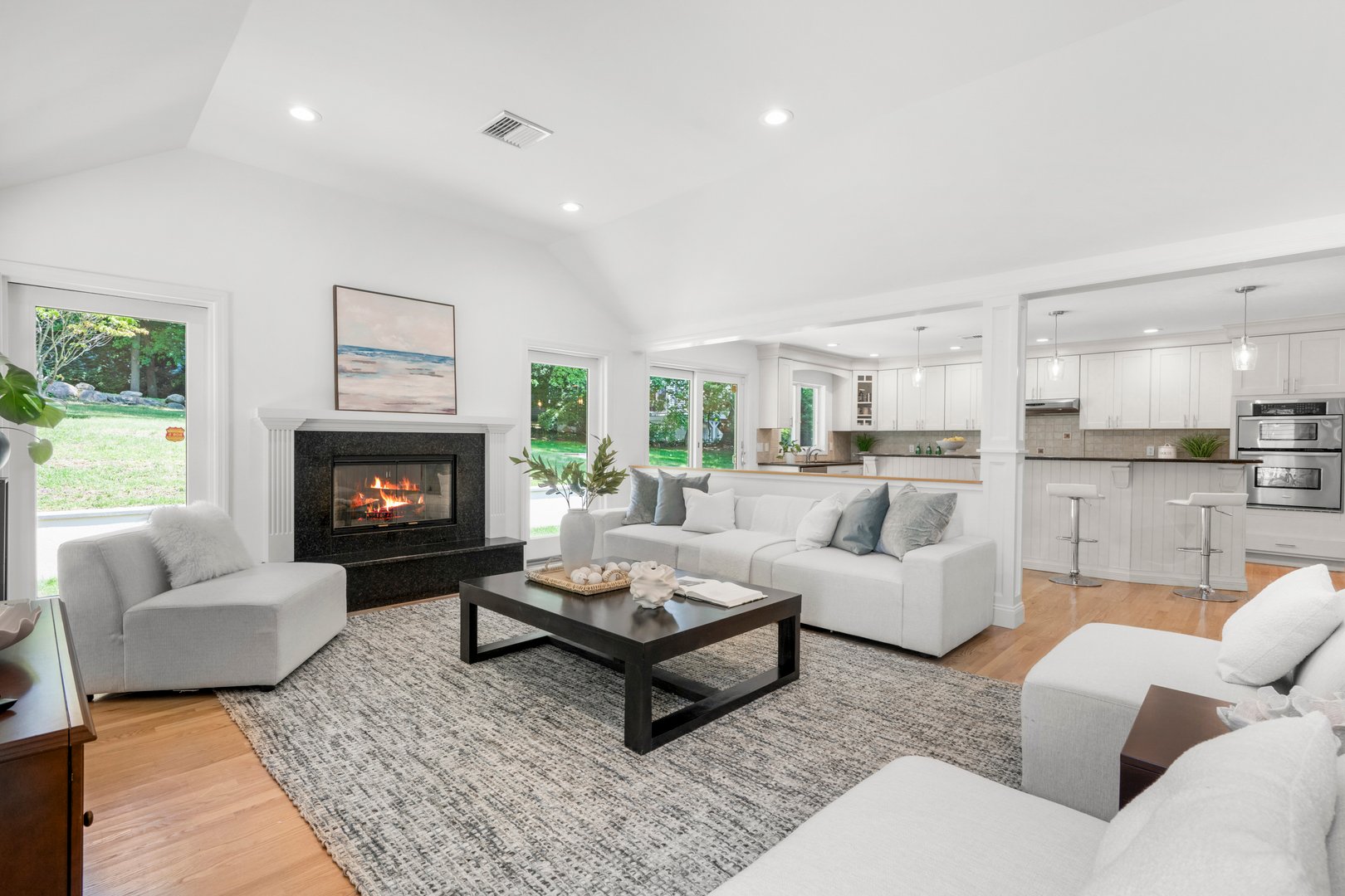 233 Evandale Road Photo 8