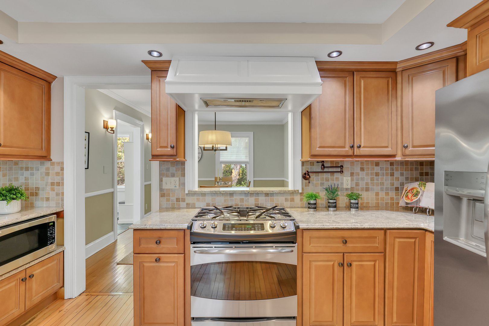 149 Westland Avenue Photo 7
