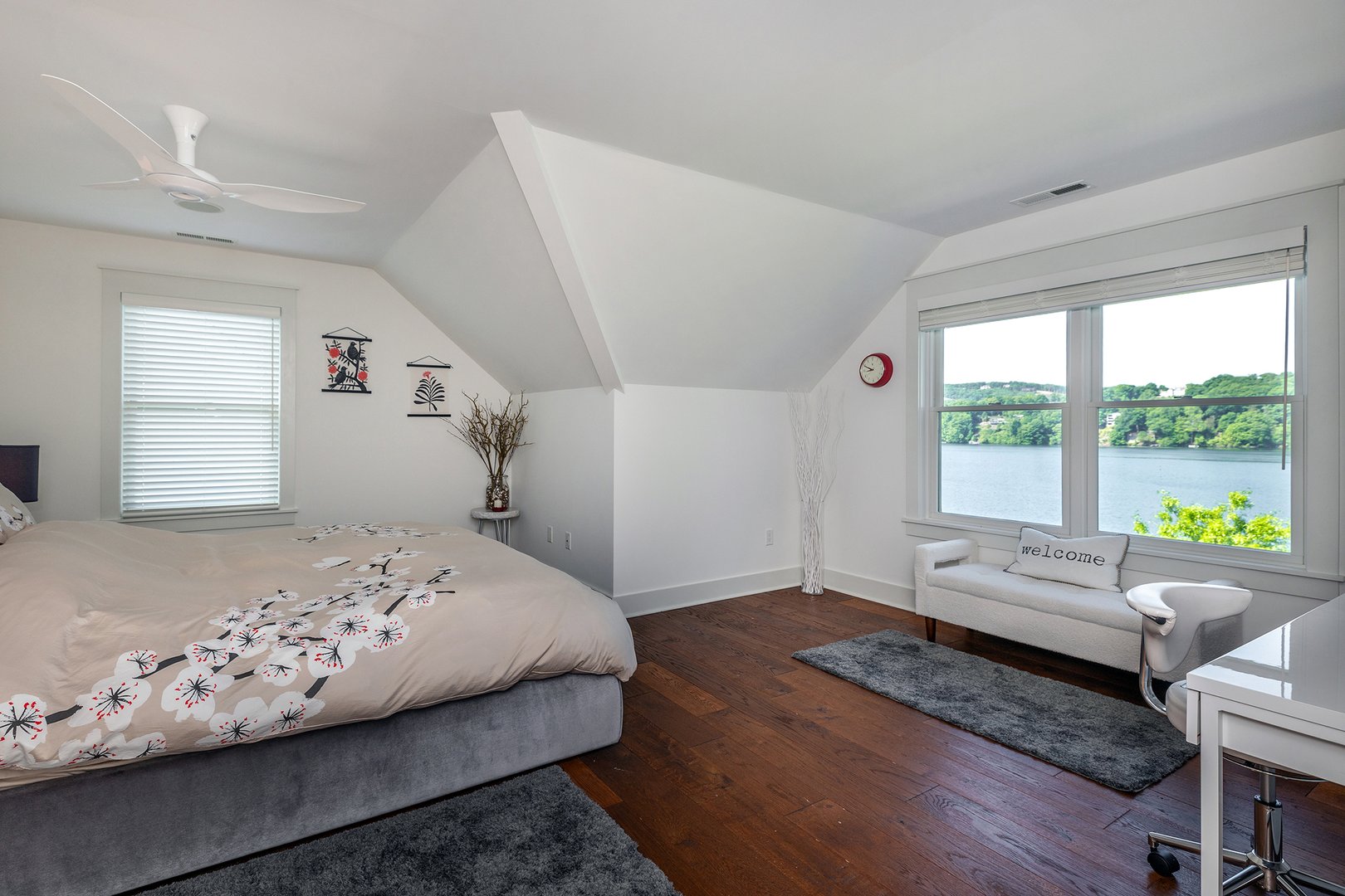 156 North Lake Shore Drive Photo 31
