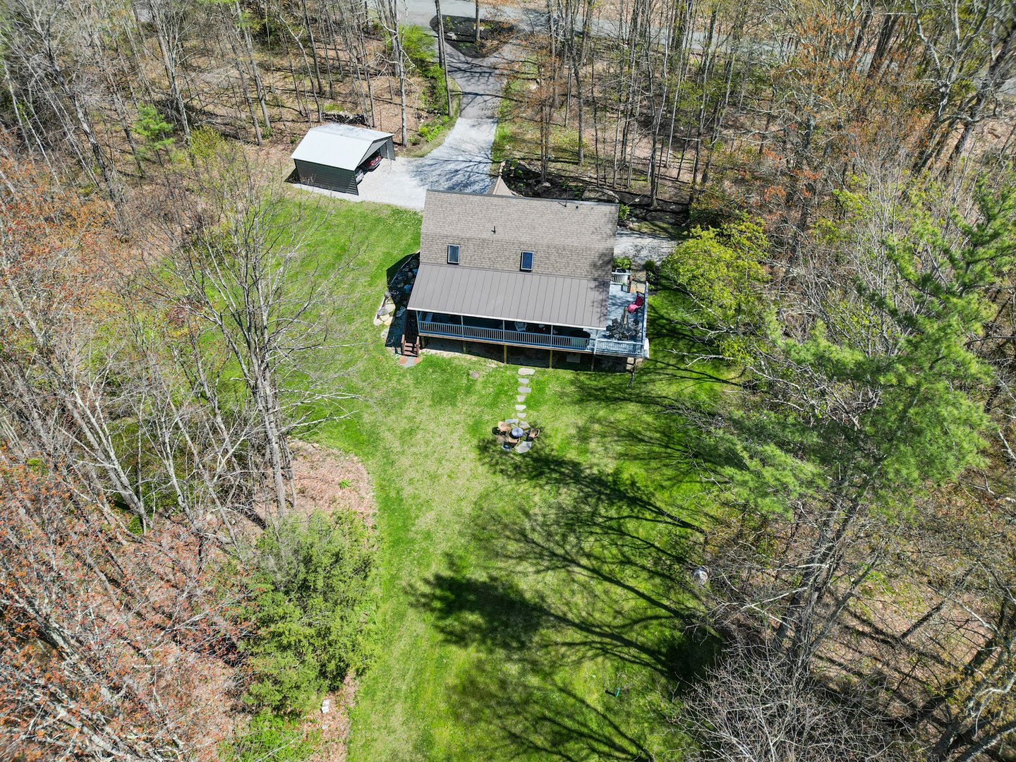 594 Shunpike Rd Photo 9