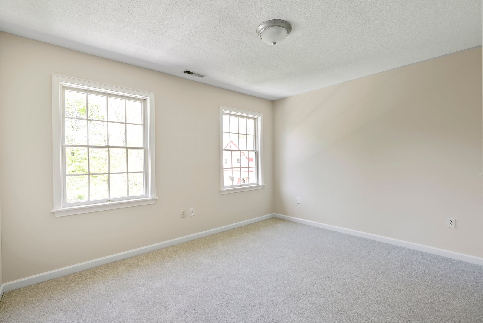 555 Waterville Road Photo 35