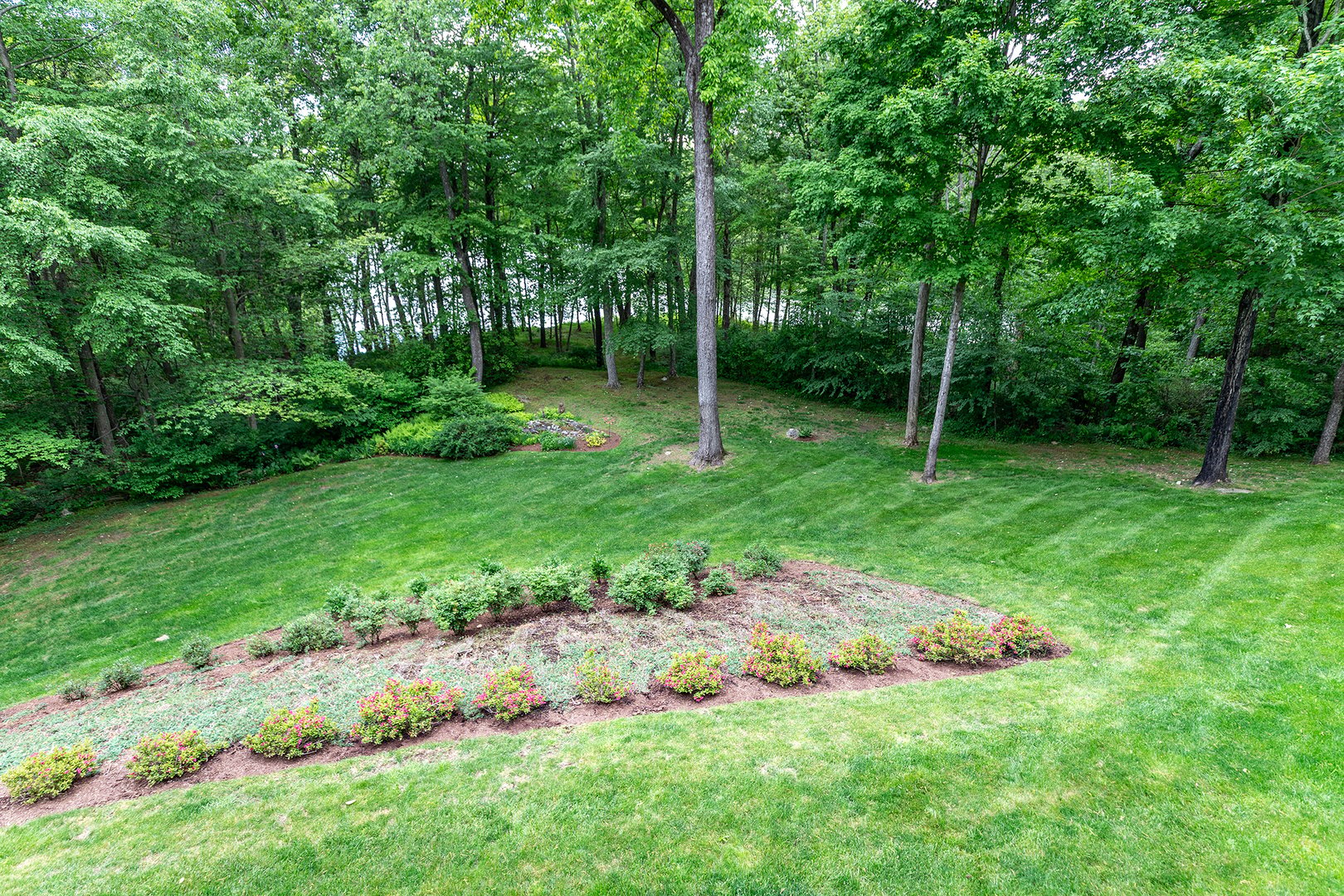 89 Reservoir Road Photo 13