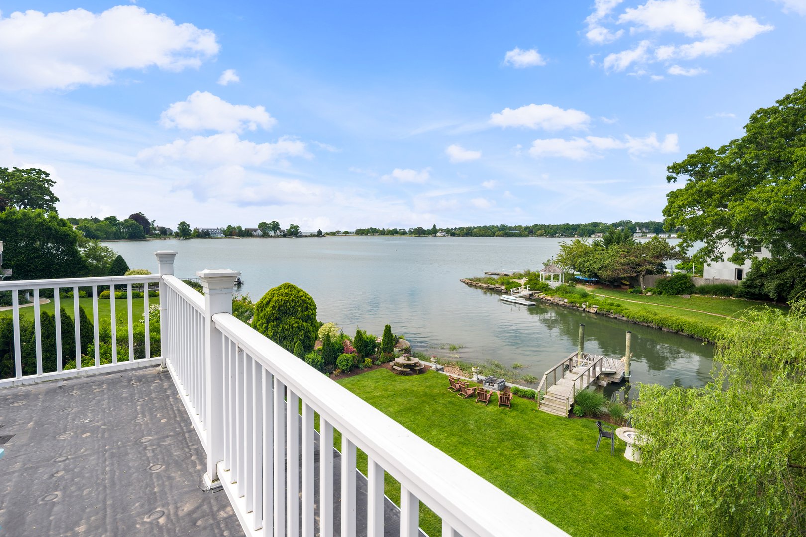 26 Beach Drive Photo 32