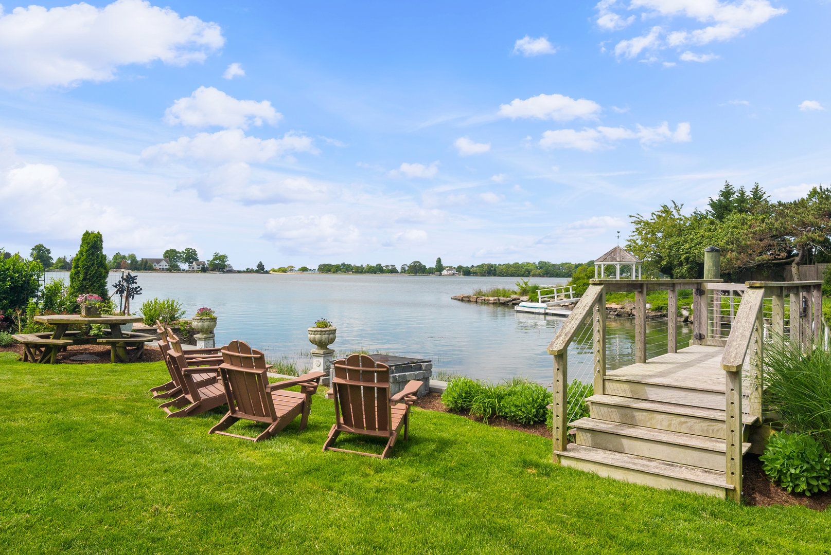 26 Beach Drive Photo 37