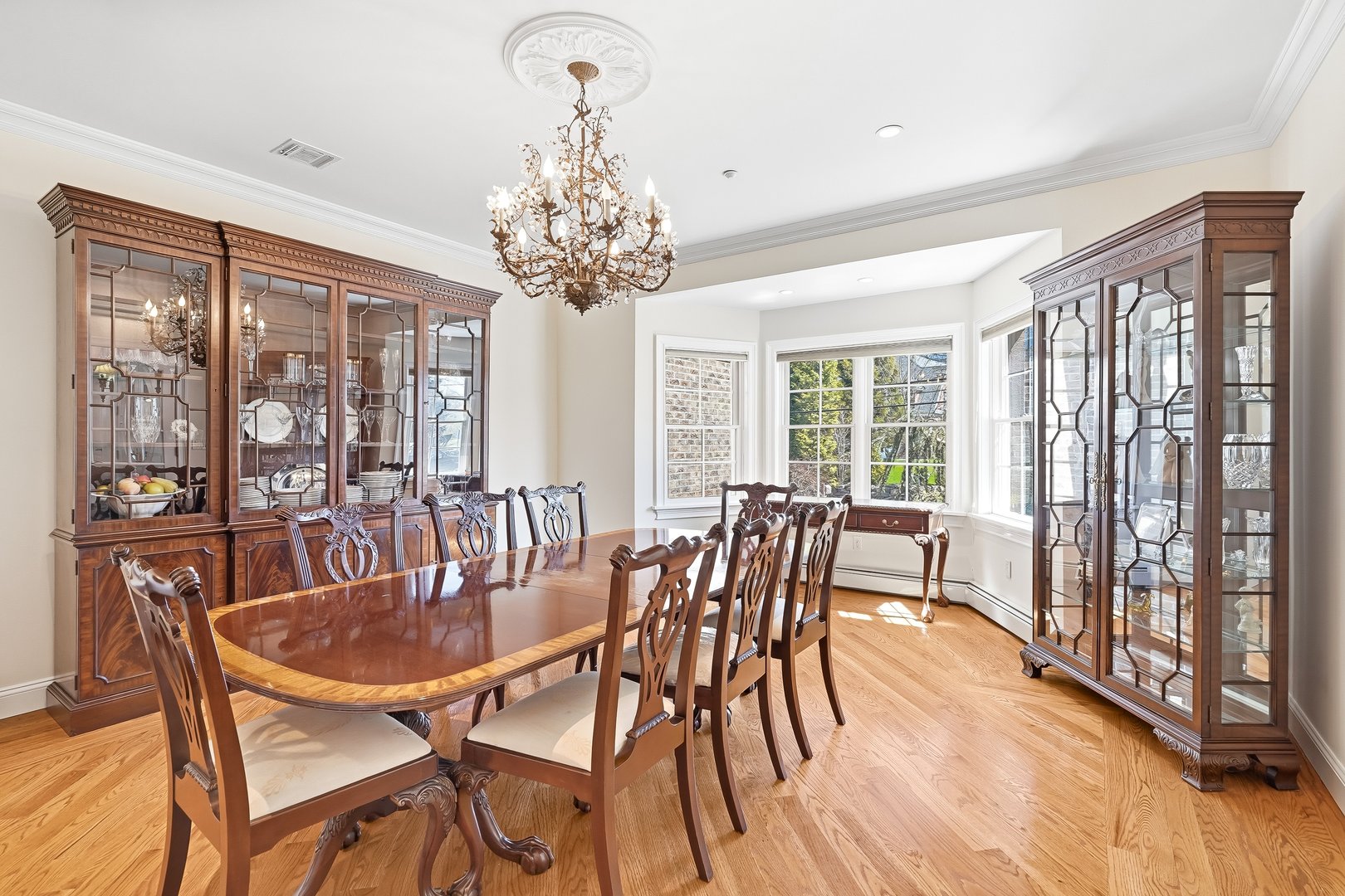 590 West Street Photo 14