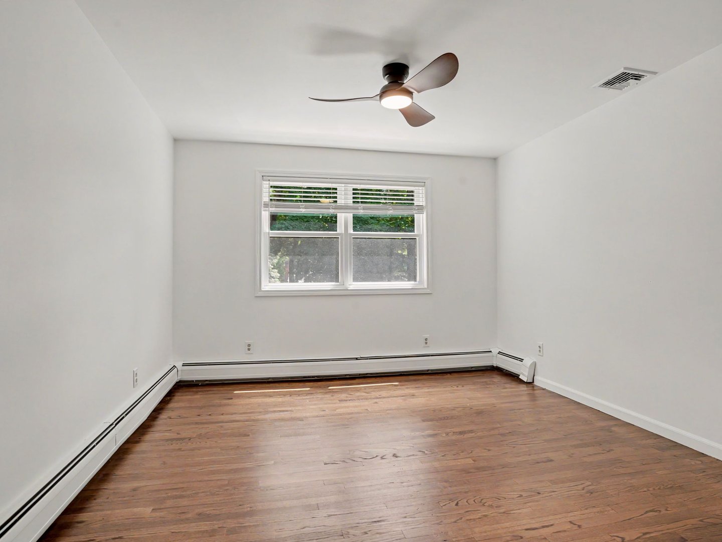 35 Crystal Lane Photo 21