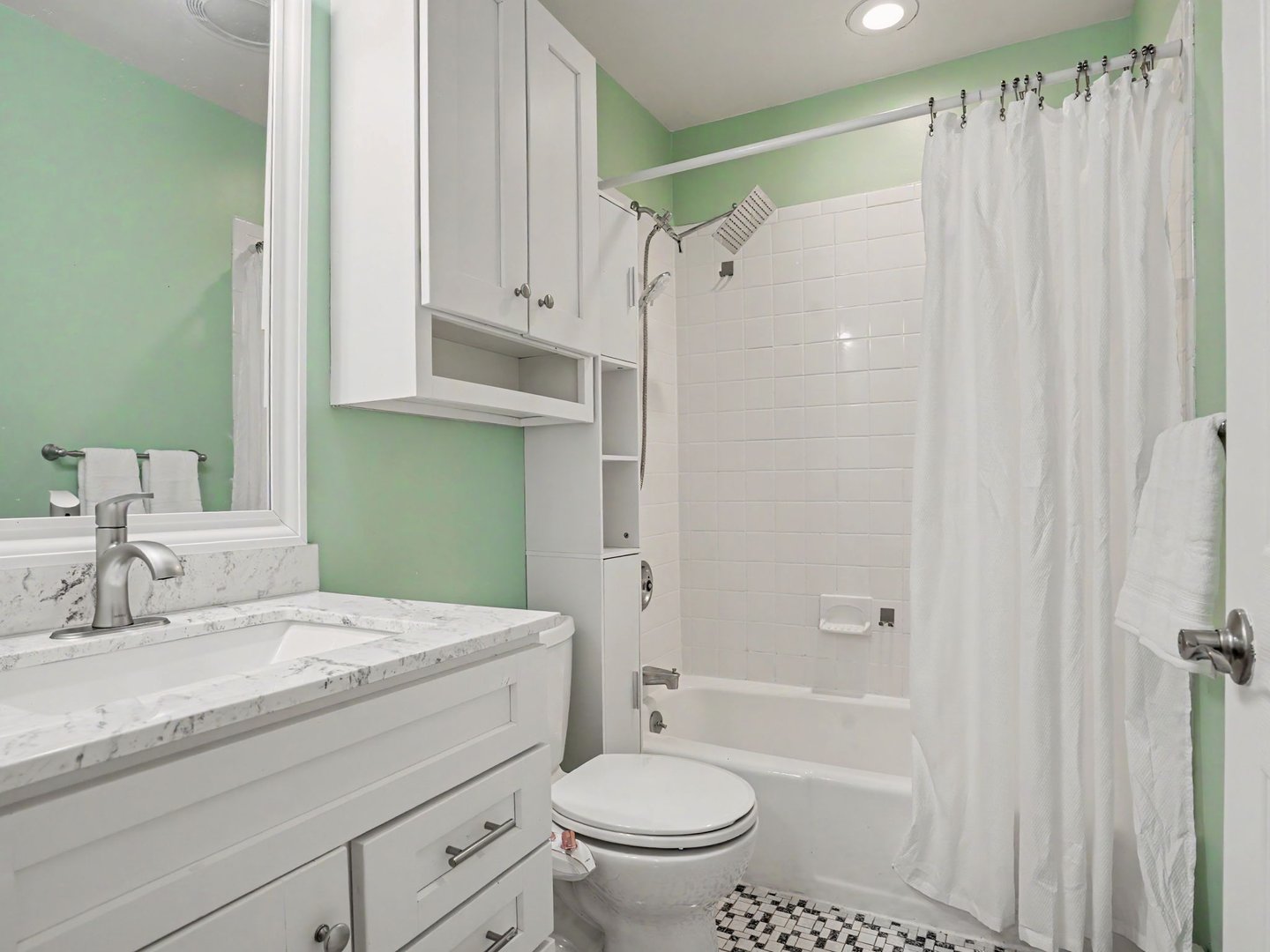 35 Crystal Lane Photo 23