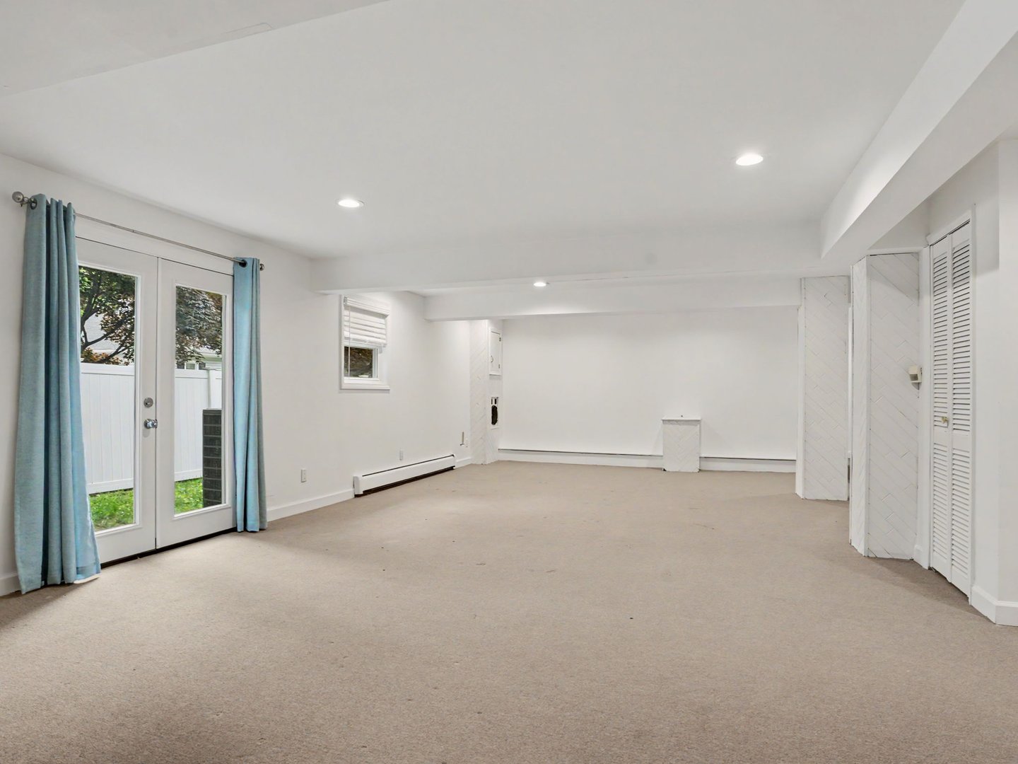 35 Crystal Lane Photo 26
