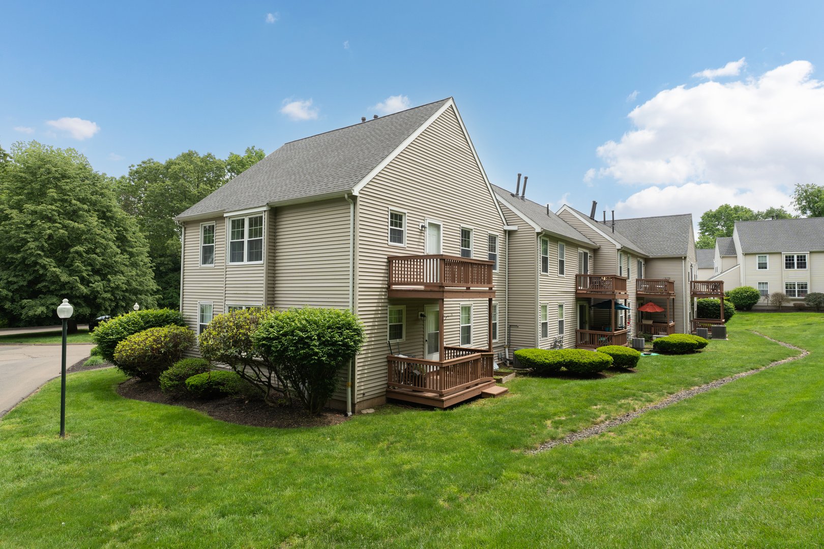 229 Branford Road  #225 Photo 3